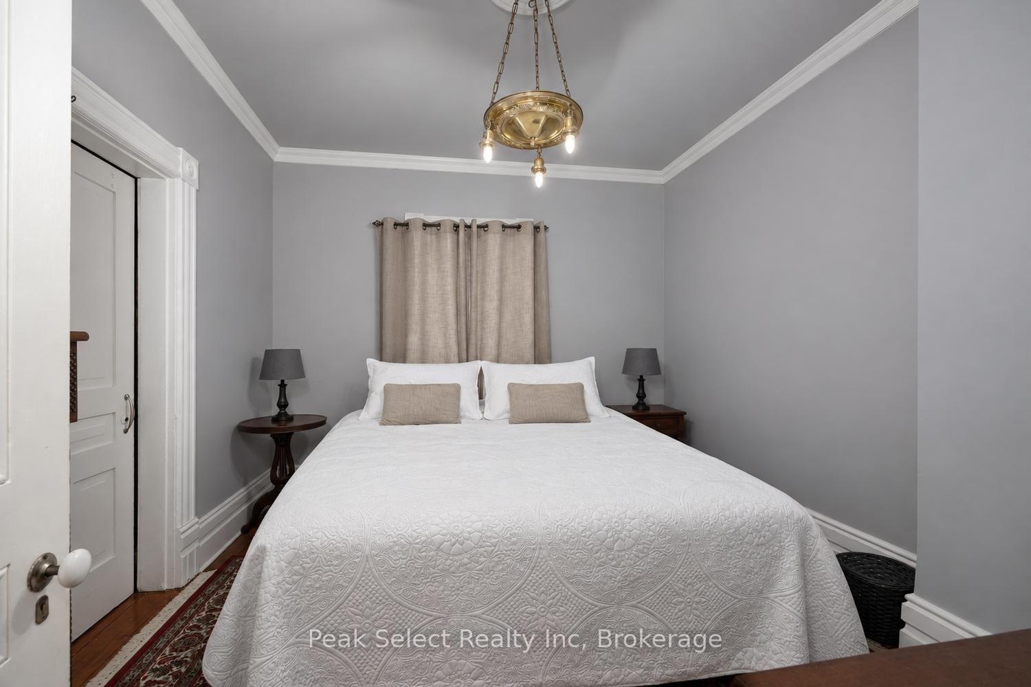 Photo 27 of 220 Elgin Street E, St. Marys — HOMEH