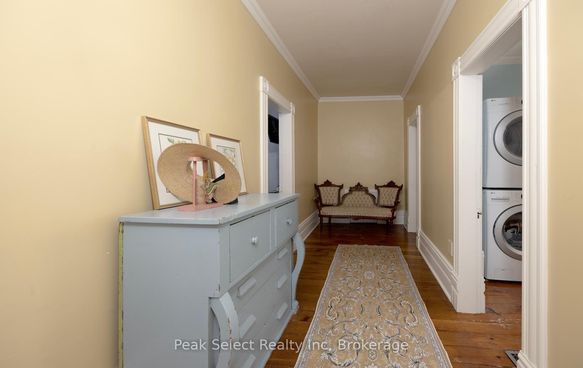 Photo 33 of 220 Elgin Street E, St. Marys — HOMEH