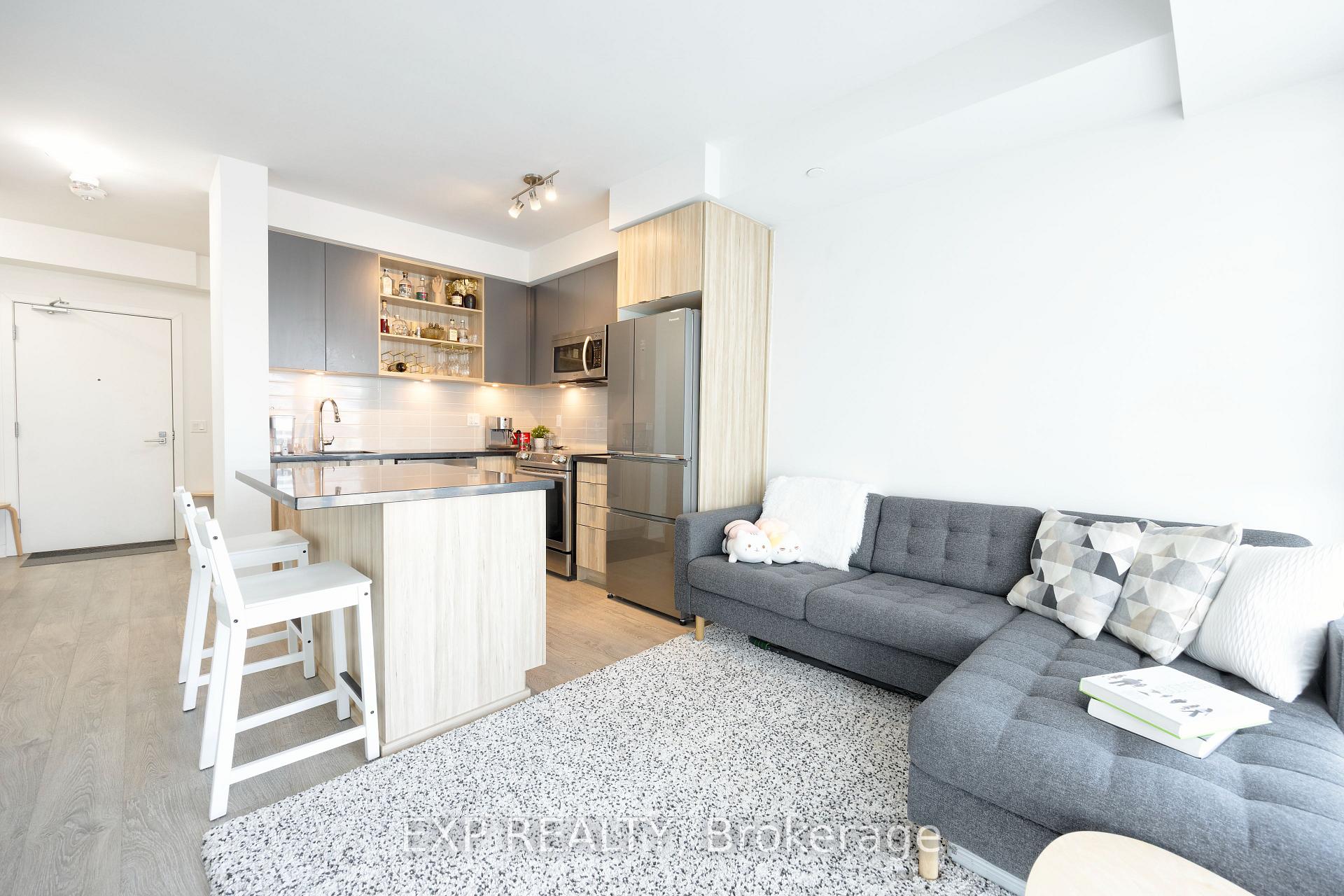 Front of Unit 1103, 4677 Glen Erin Drive