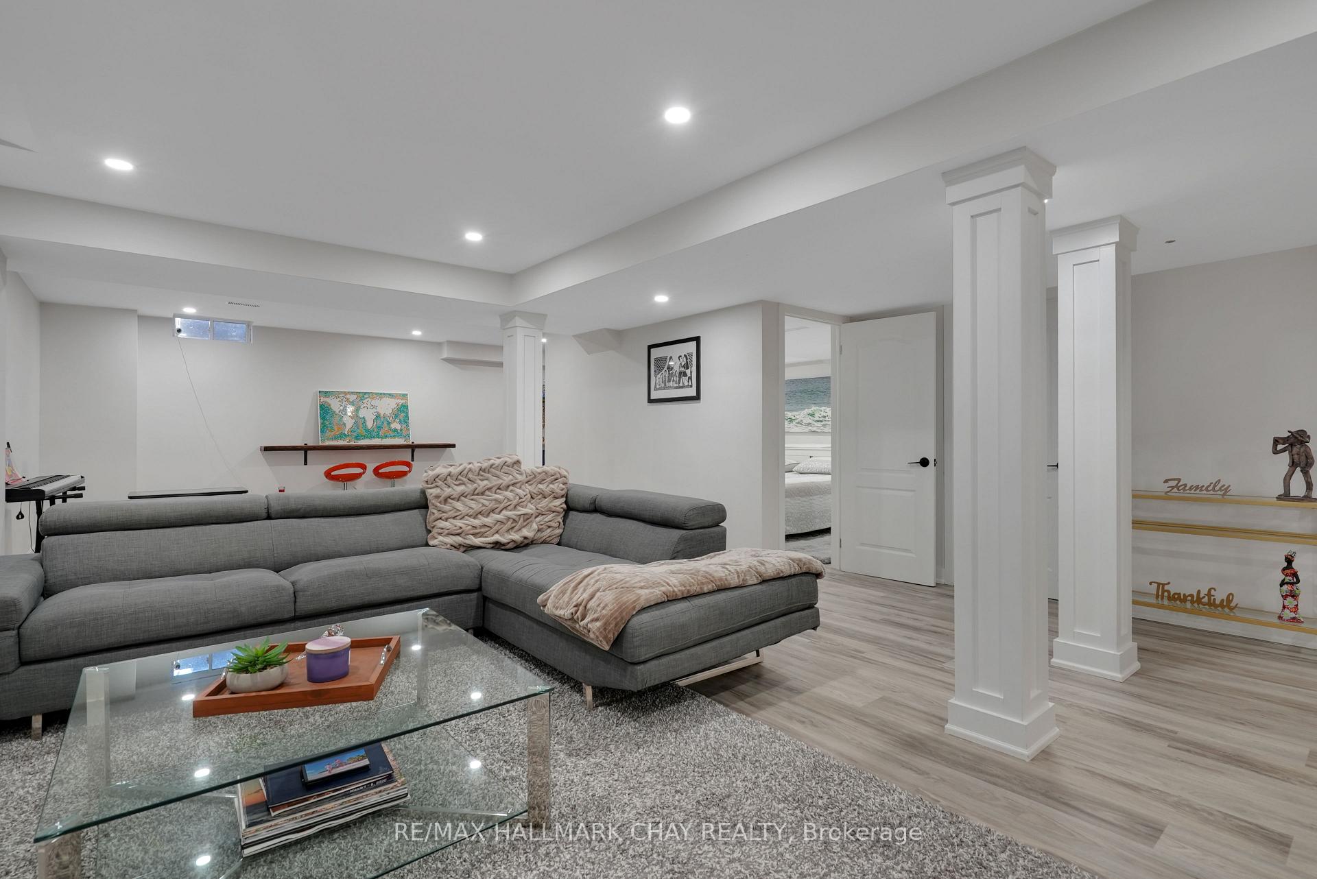 Photo 26 of 2199 Dawson Crescent, Innisfil, Alcona — HOMEH