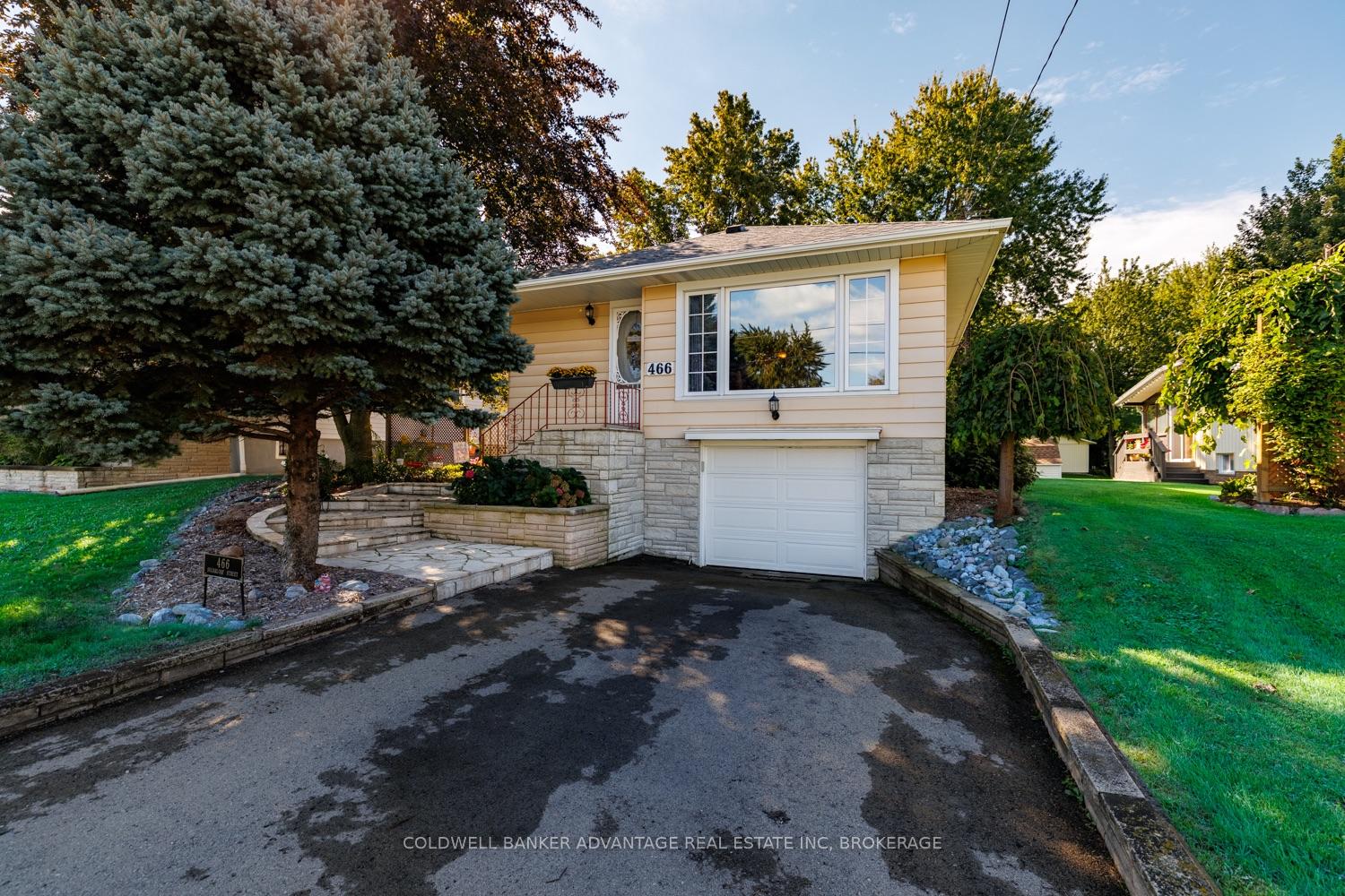 Photo of 466 Sugarloaf Street