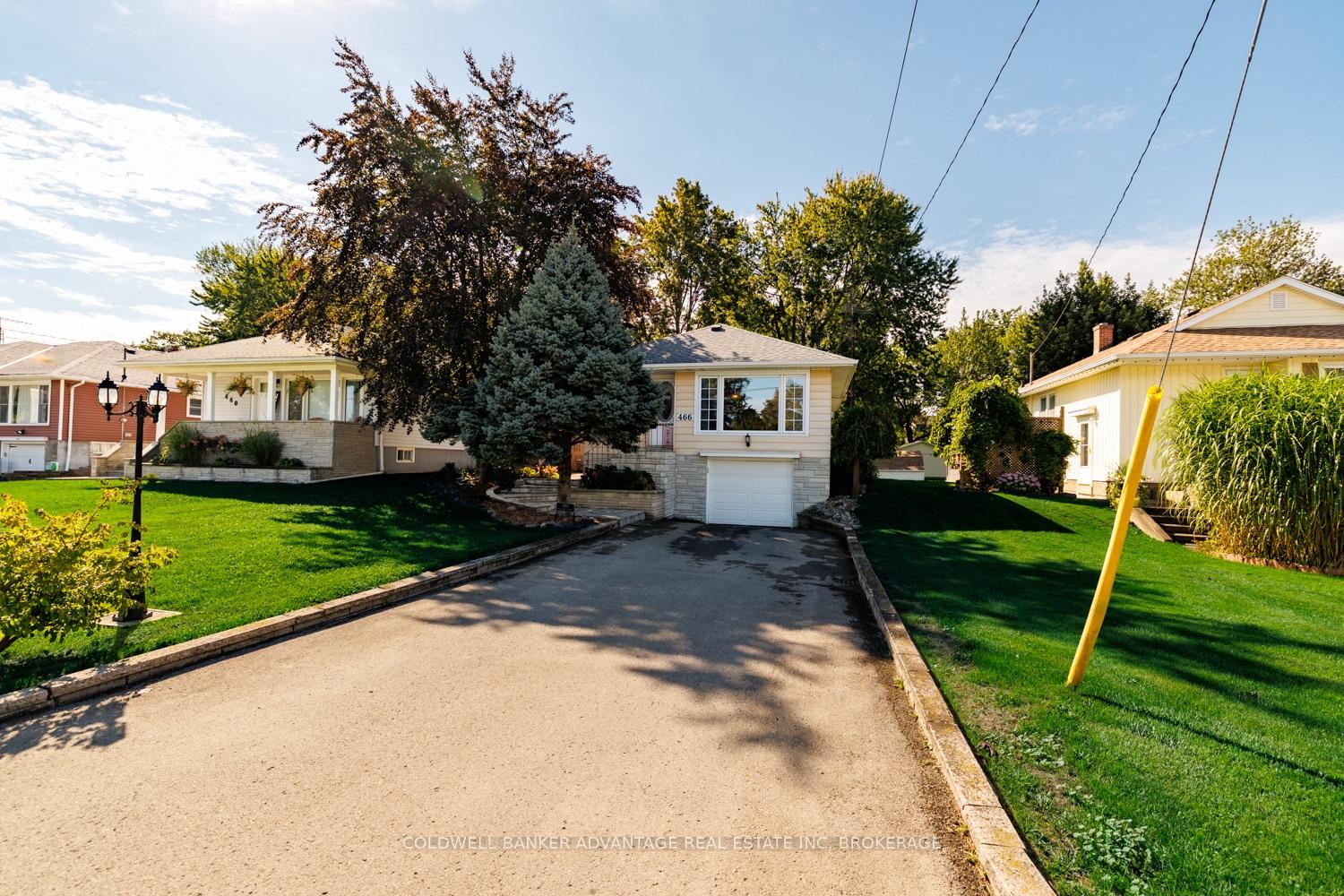 Front of 466 Sugarloaf Street