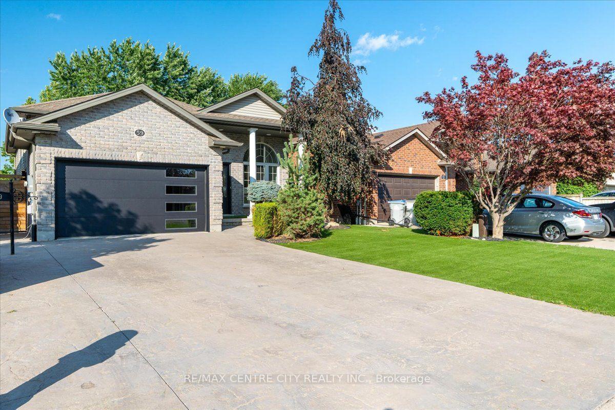 Photo 2 of 59 Bridle Path, Strathroy-Caradoc, SW — HOMEH