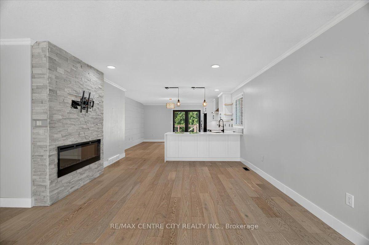 Photo 11 of 59 Bridle Path, Strathroy-Caradoc, SW — HOMEH
