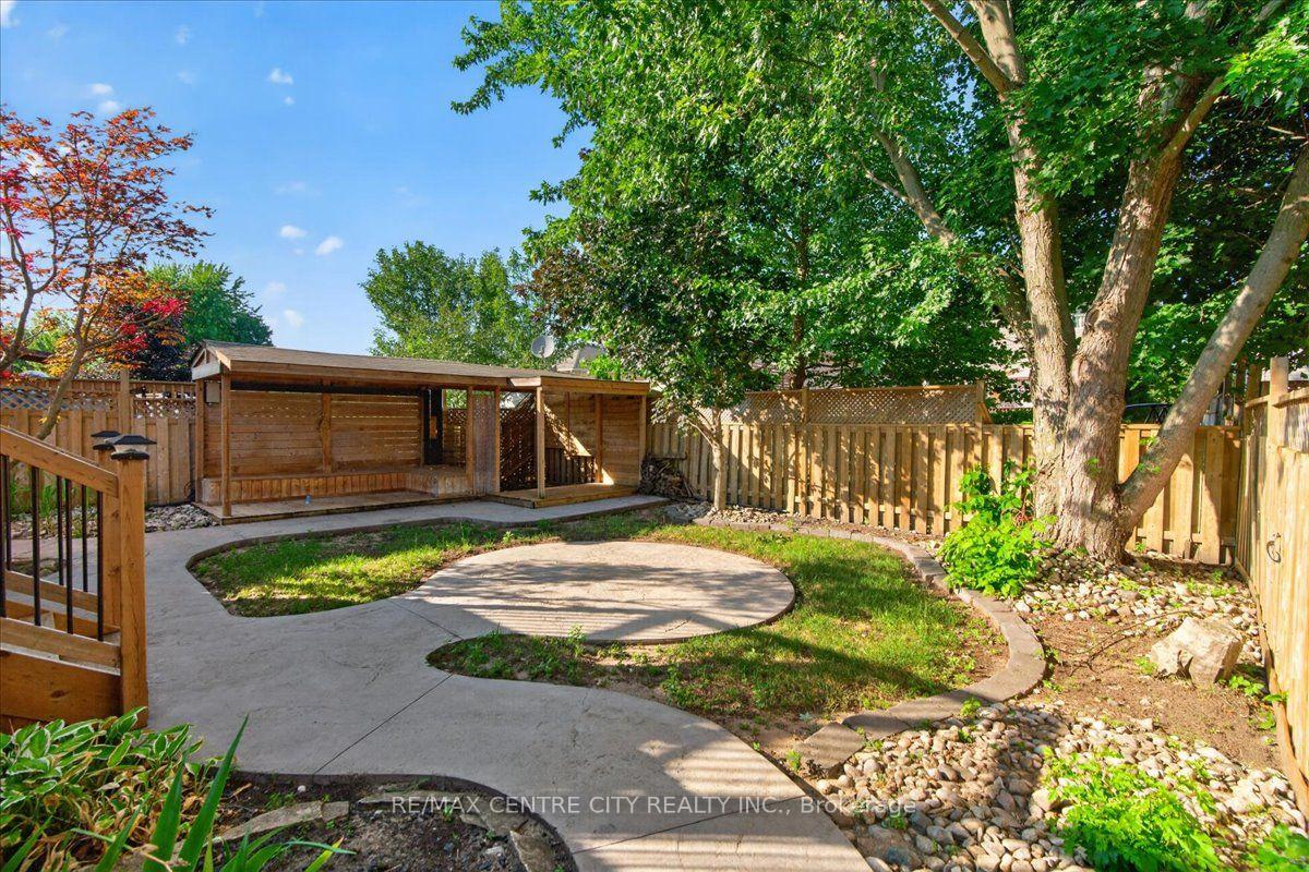 Photo 65 of 59 Bridle Path, Strathroy-Caradoc, SW — HOMEH
