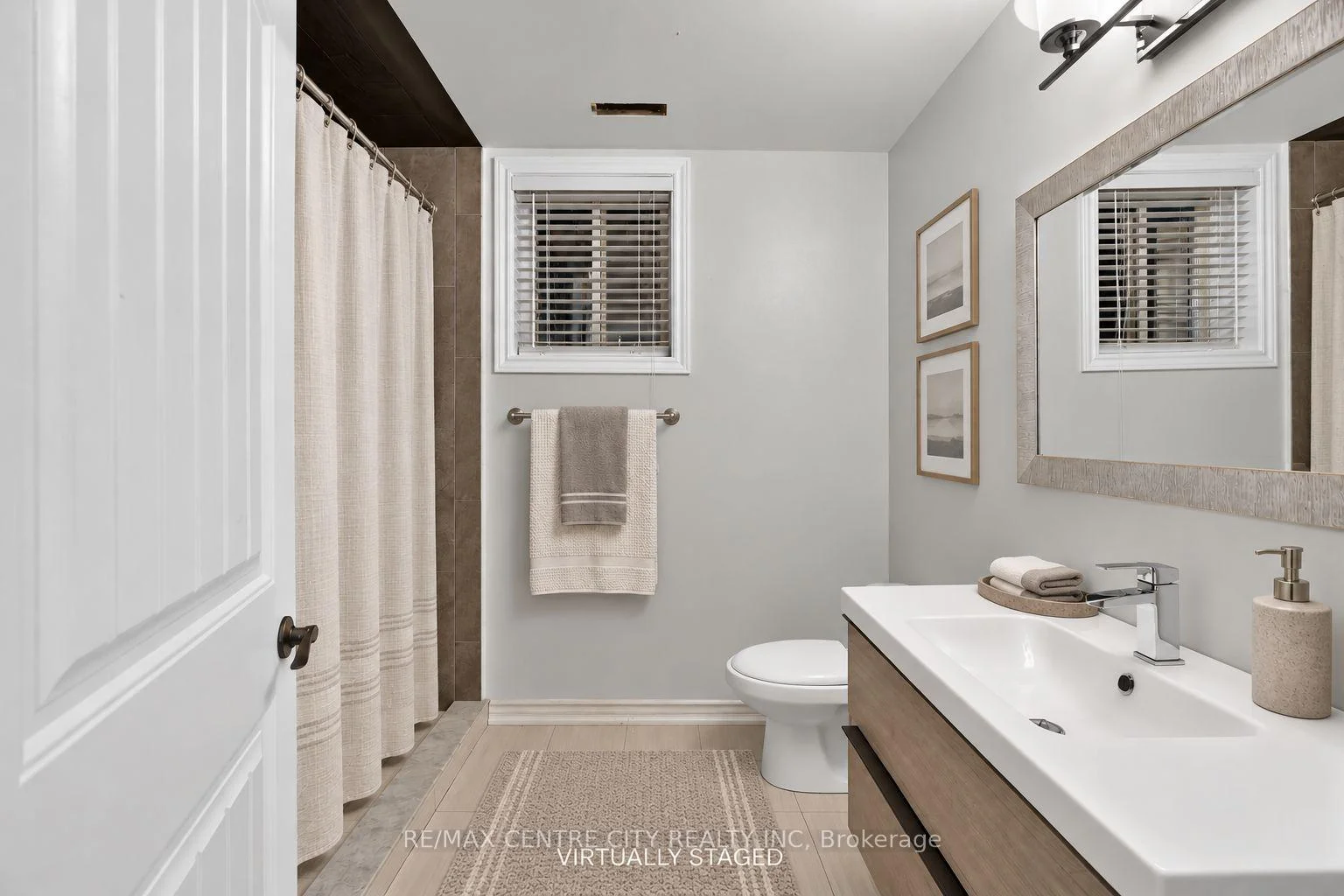 Photo 49 of 59 Bridle Path, Strathroy-Caradoc, SW — HOMEH