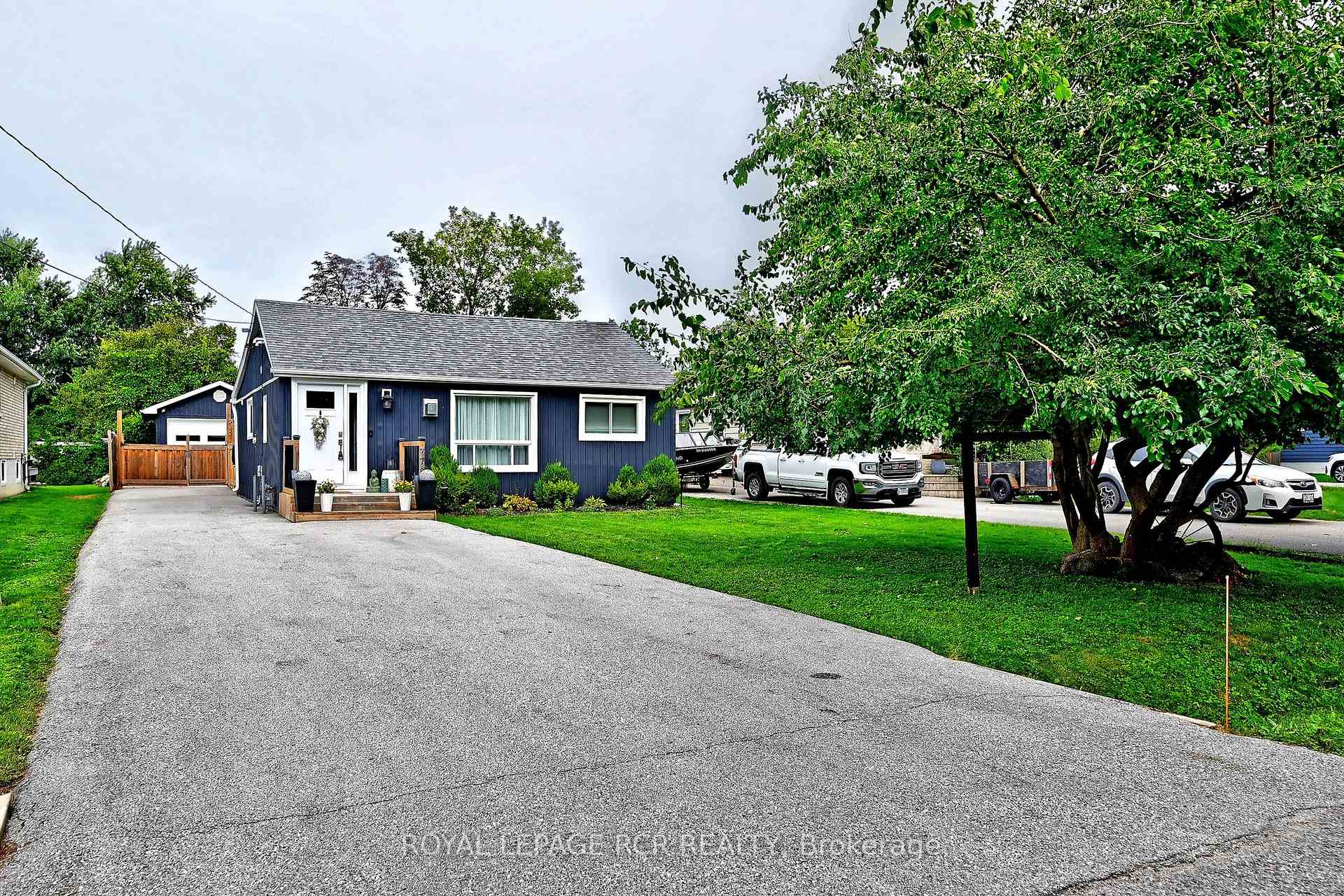 Photo 5 of 779 Sheppard Avenue, Georgina, Historic Lakeshore Communities — HOMEH