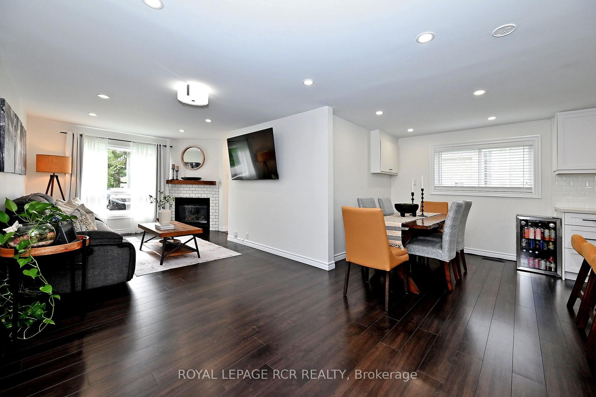 Photo 10 of 779 Sheppard Avenue, Georgina, Historic Lakeshore Communities — HOMEH