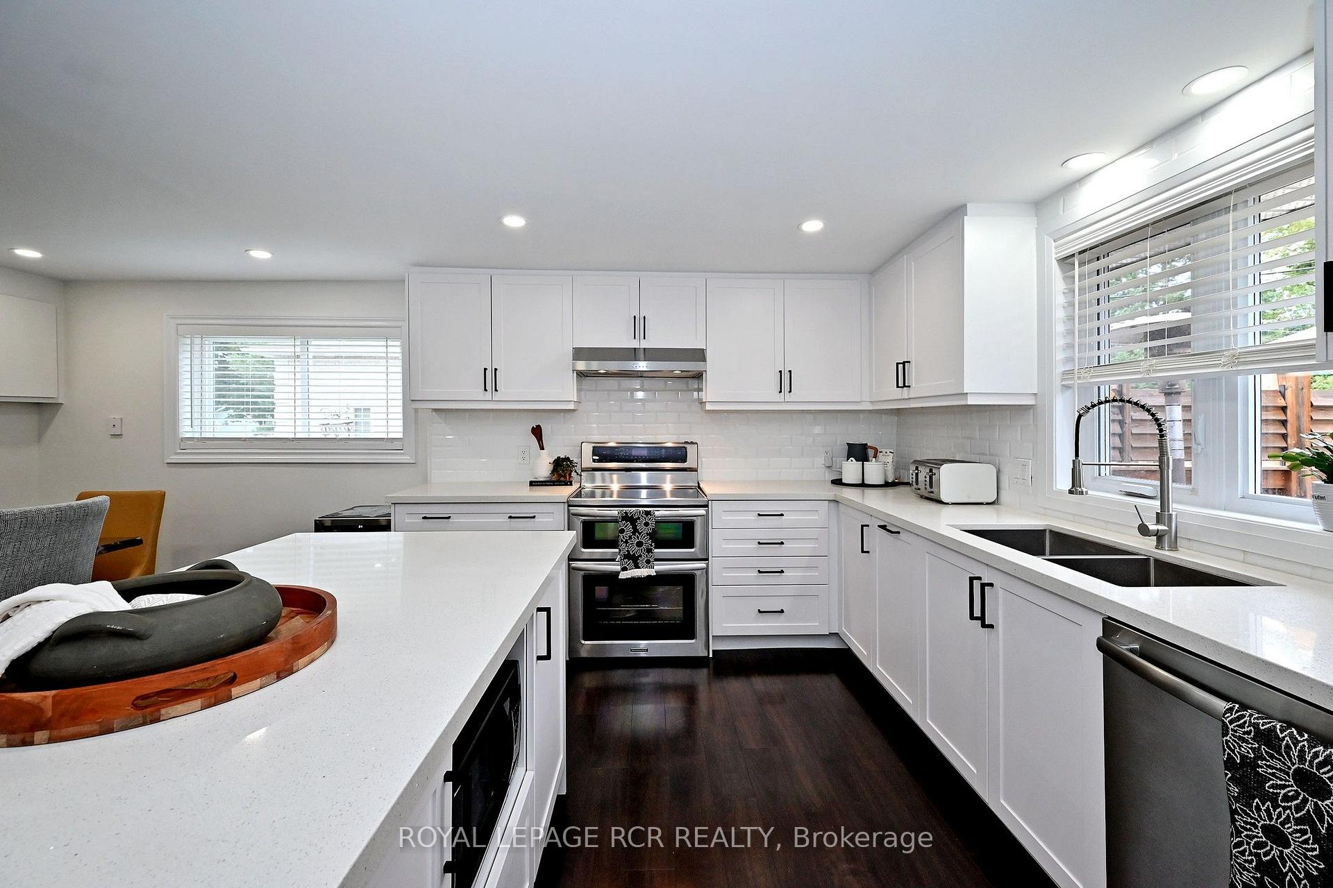 Photo 17 of 779 Sheppard Avenue, Georgina, Historic Lakeshore Communities — HOMEH
