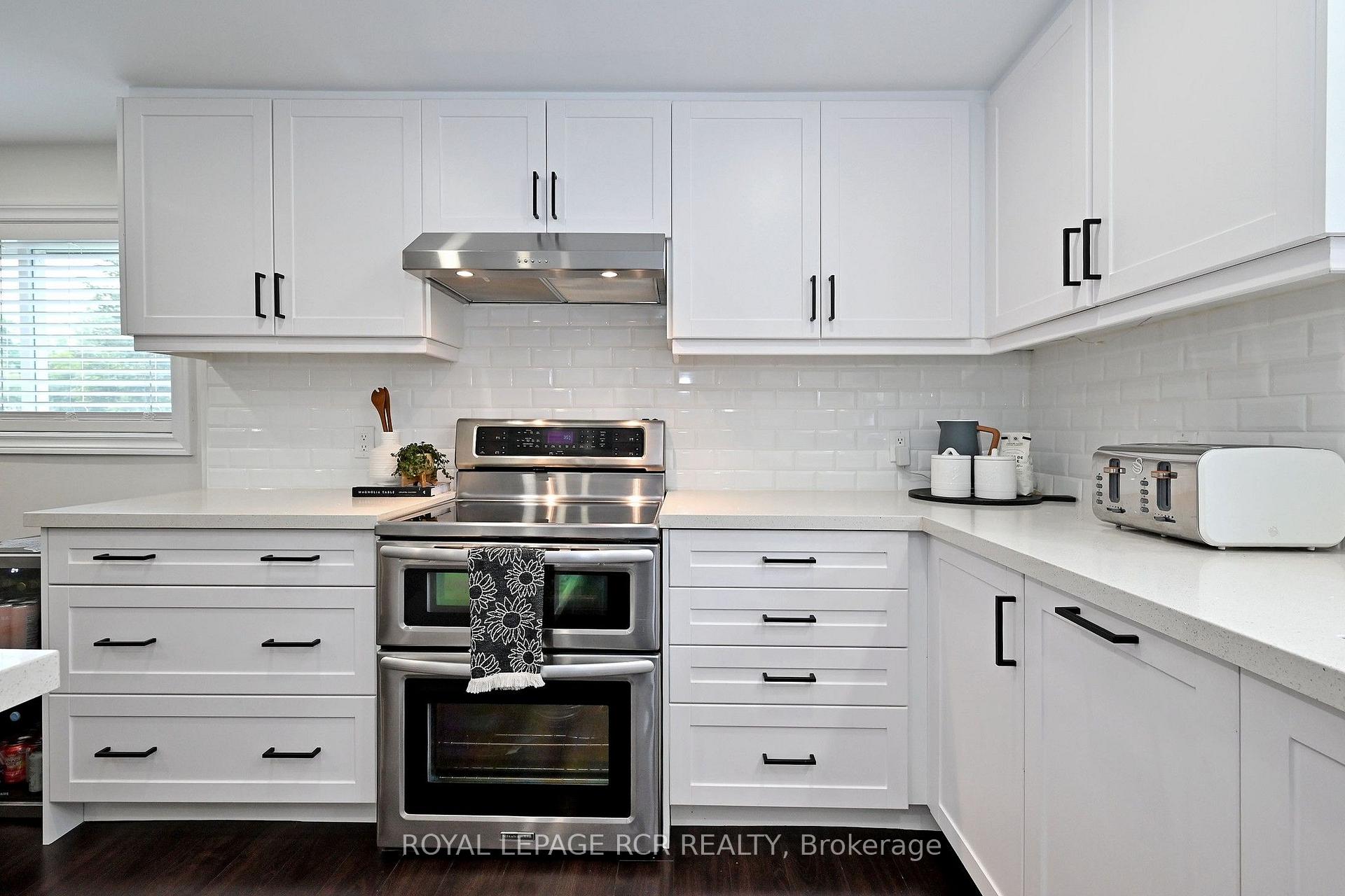 Photo 18 of 779 Sheppard Avenue, Georgina, Historic Lakeshore Communities — HOMEH