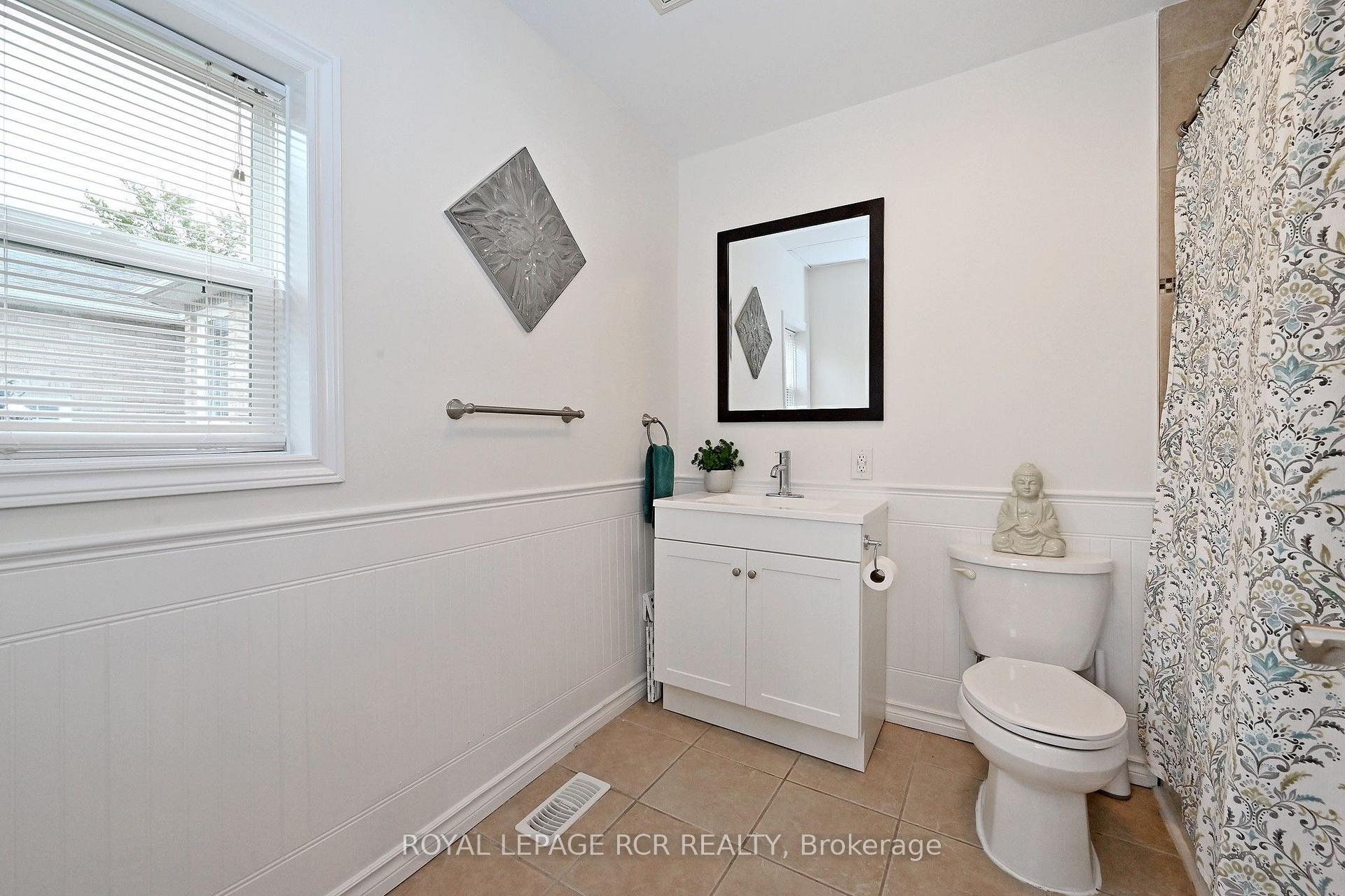 Photo 33 of 779 Sheppard Avenue, Georgina, Historic Lakeshore Communities — HOMEH