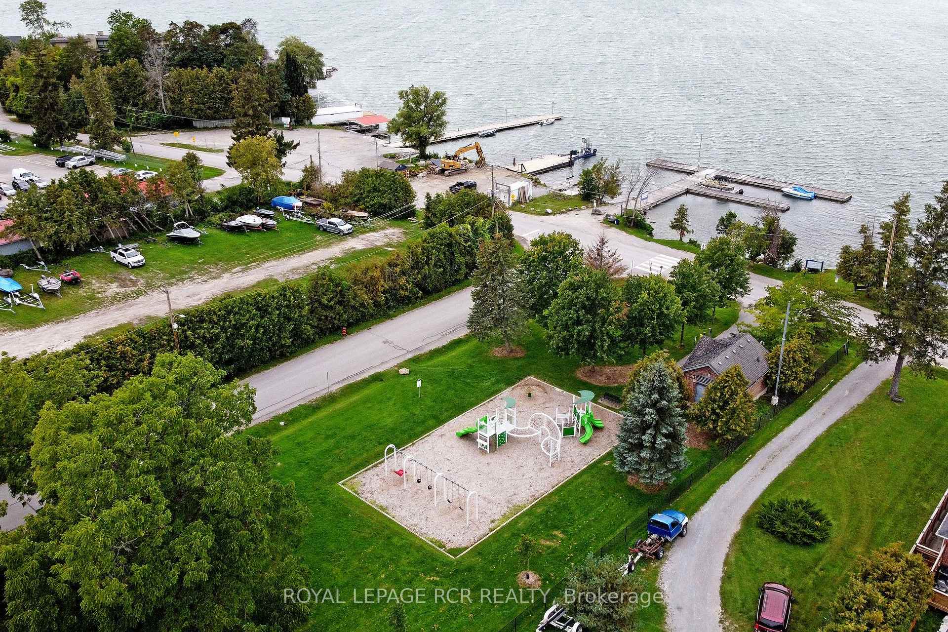 Photo 74 of 779 Sheppard Avenue, Georgina, Historic Lakeshore Communities — HOMEH