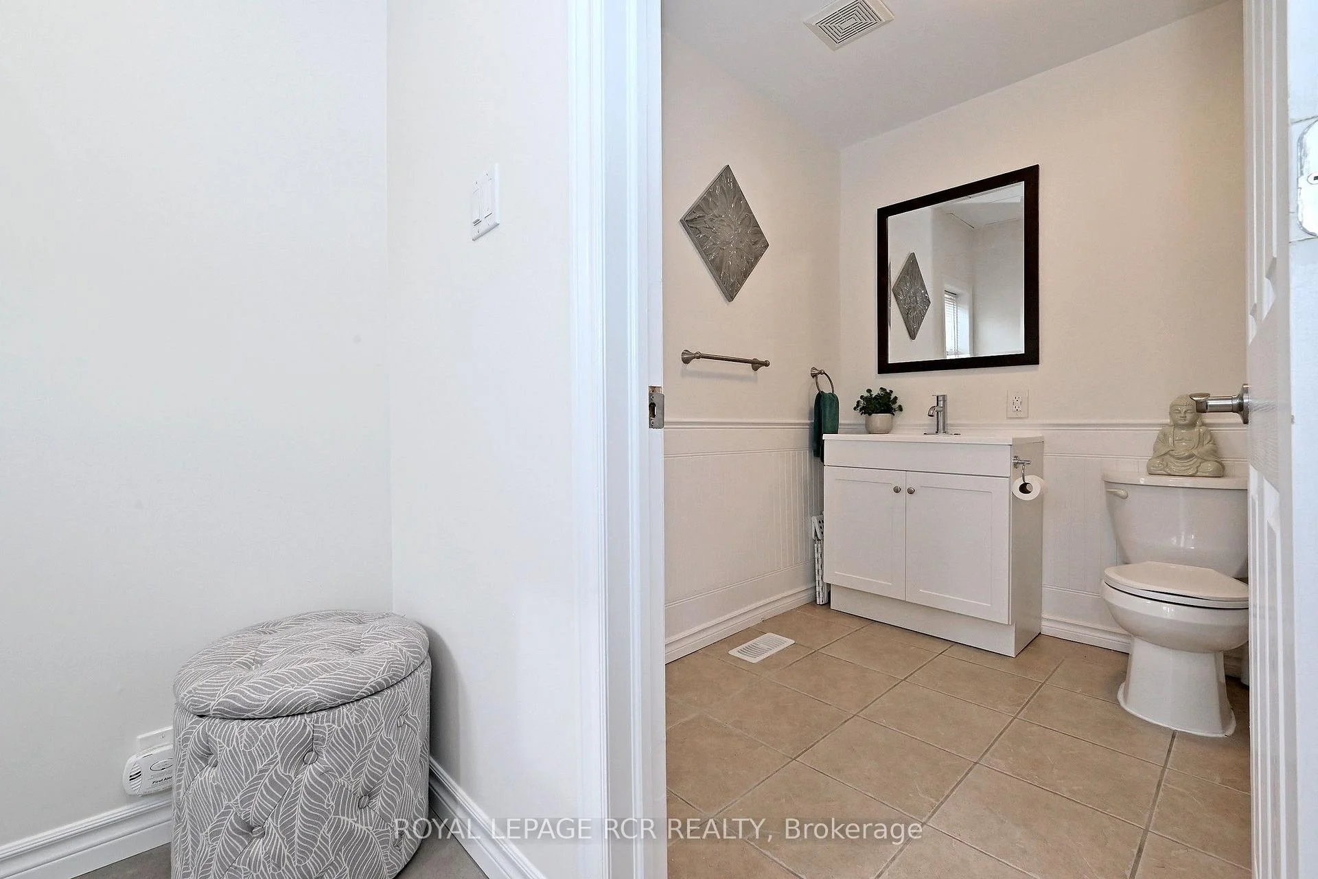 Photo 29 of 779 Sheppard Avenue, Georgina, Historic Lakeshore Communities — HOMEH
