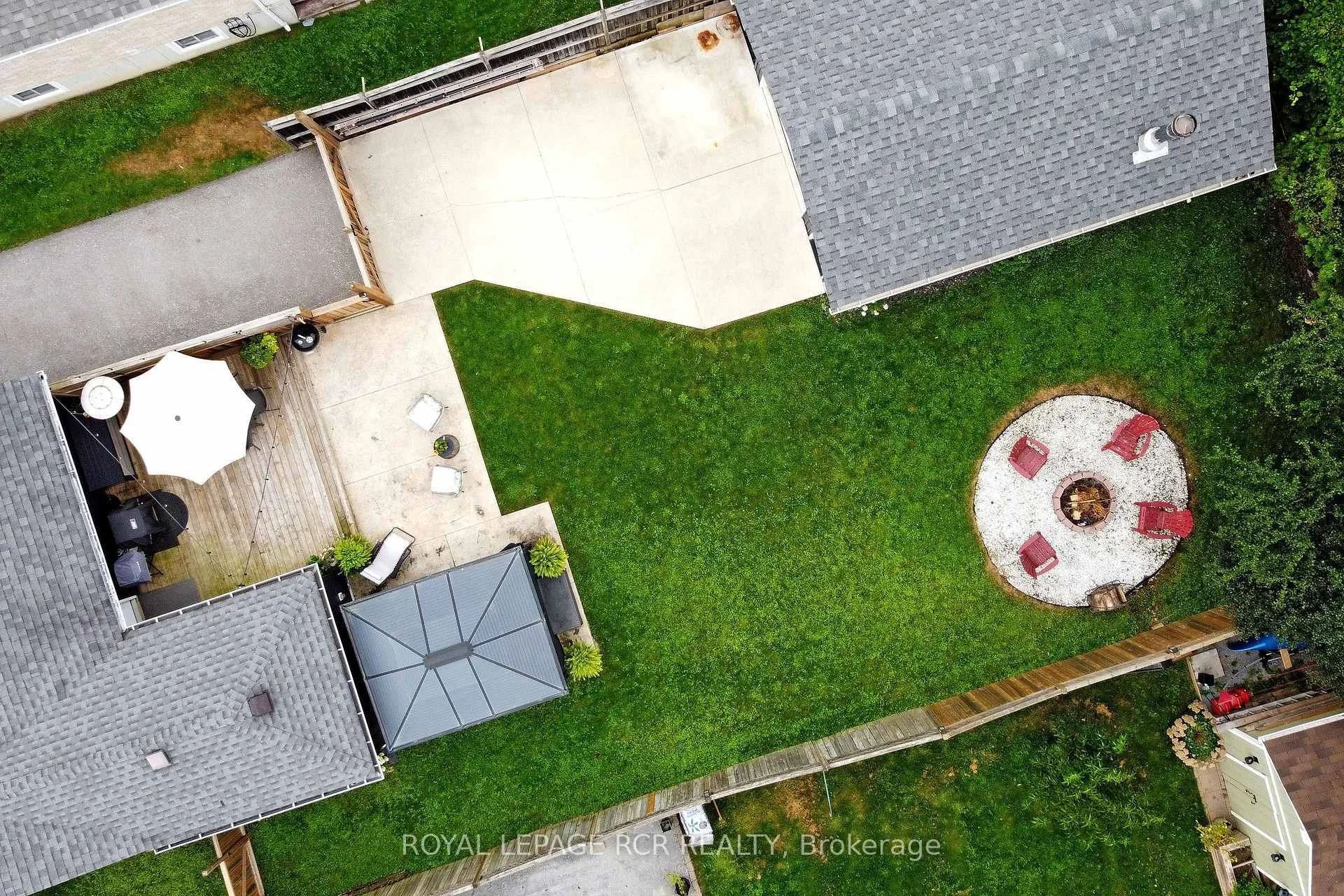 Photo 79 of 779 Sheppard Avenue, Georgina, Historic Lakeshore Communities — HOMEH