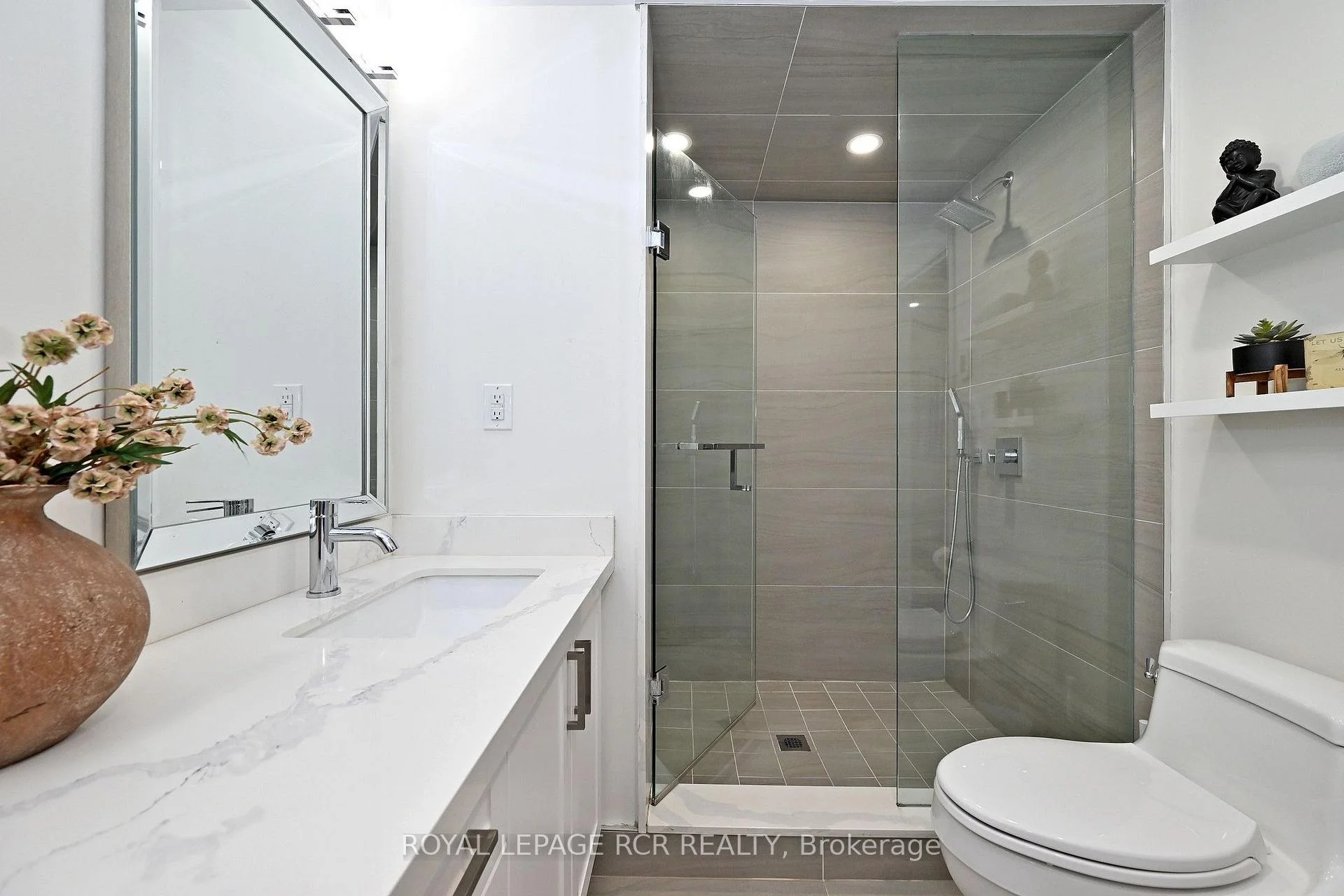 Photo 84 of 779 Sheppard Avenue, Georgina, Historic Lakeshore Communities — HOMEH