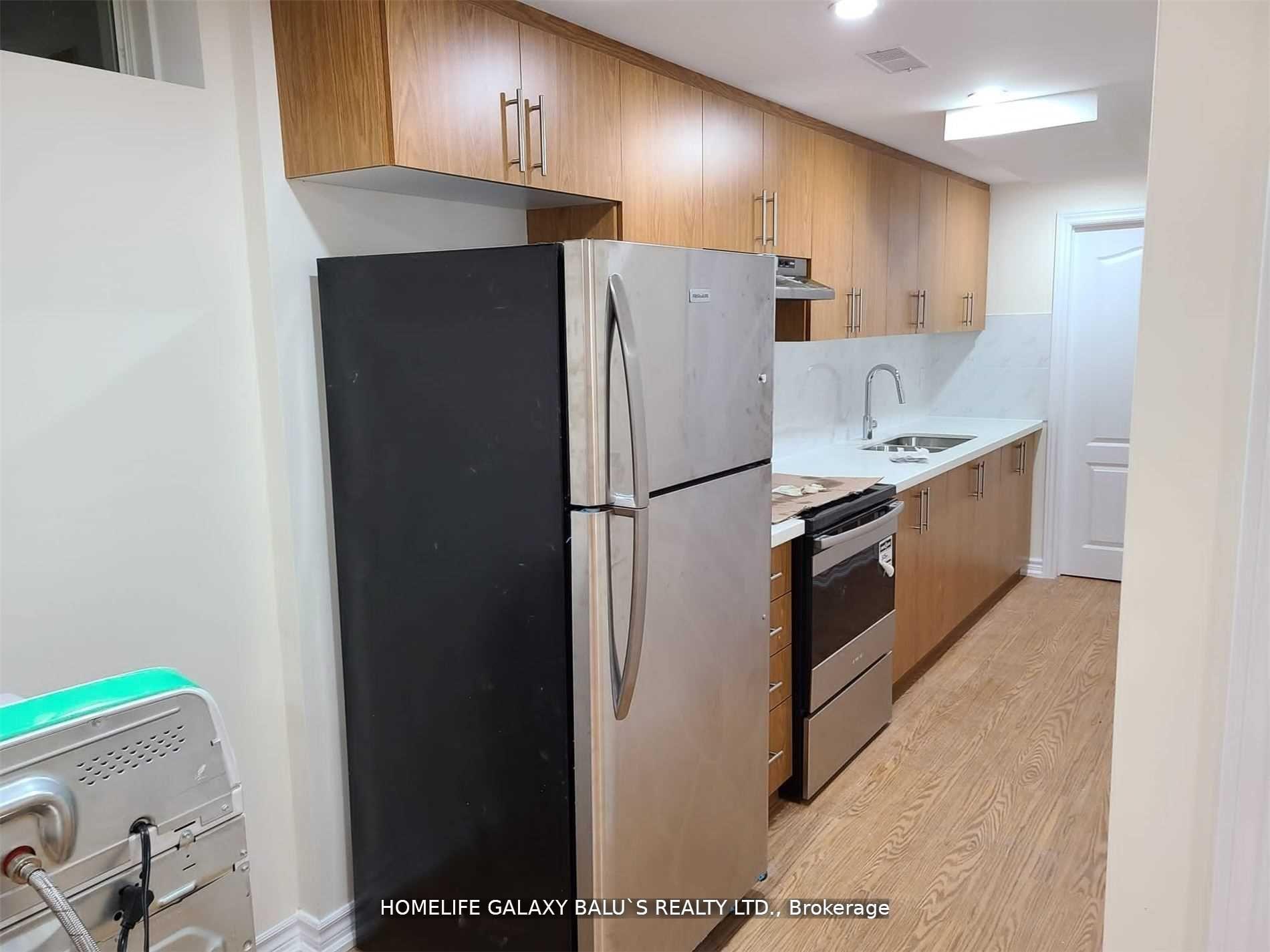 Photo 3 of Unit (Basement), 4 Malborough Road, Markham, Box Grove — HOMEH