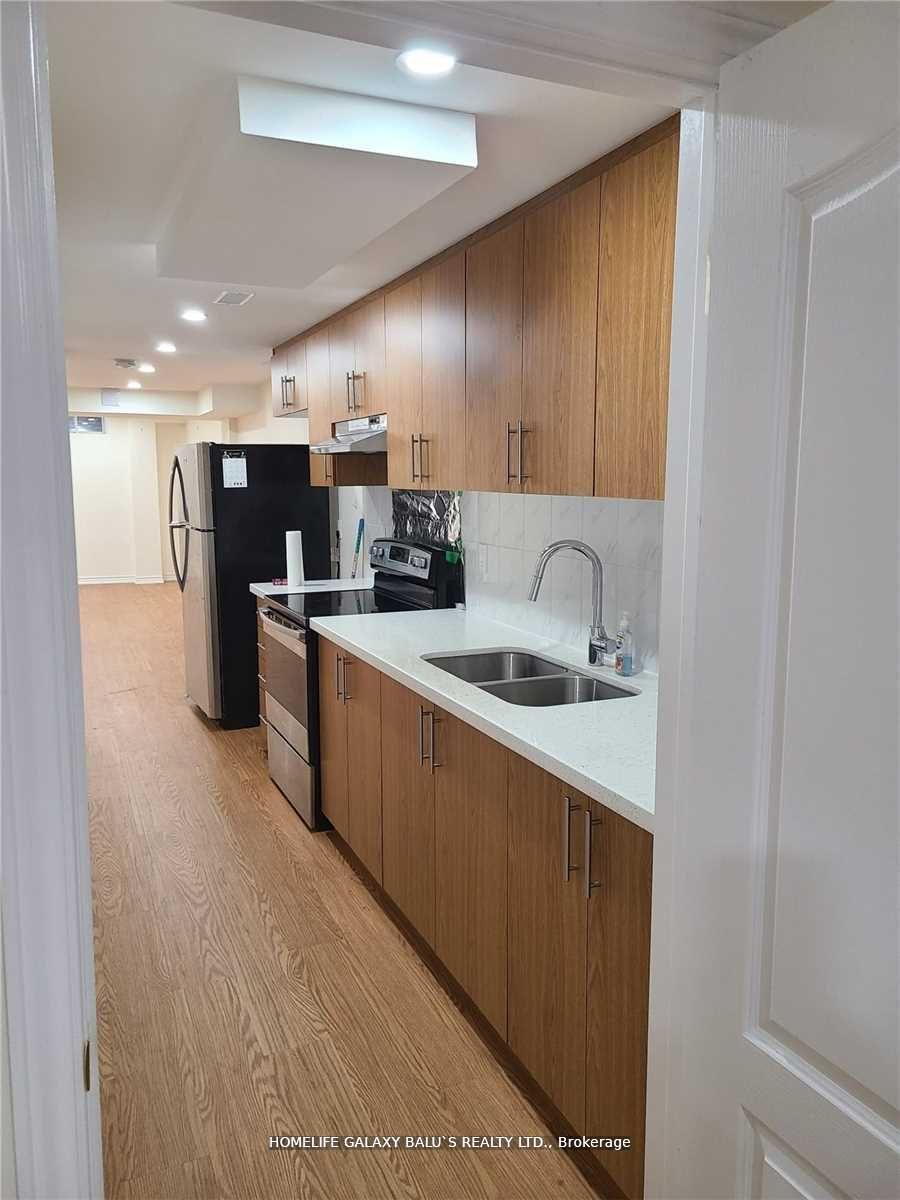 Photo 5 of Unit (Basement), 4 Malborough Road, Markham, Box Grove — HOMEH