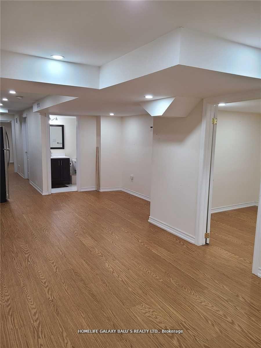Photo 7 of Unit (Basement), 4 Malborough Road, Markham, Box Grove — HOMEH