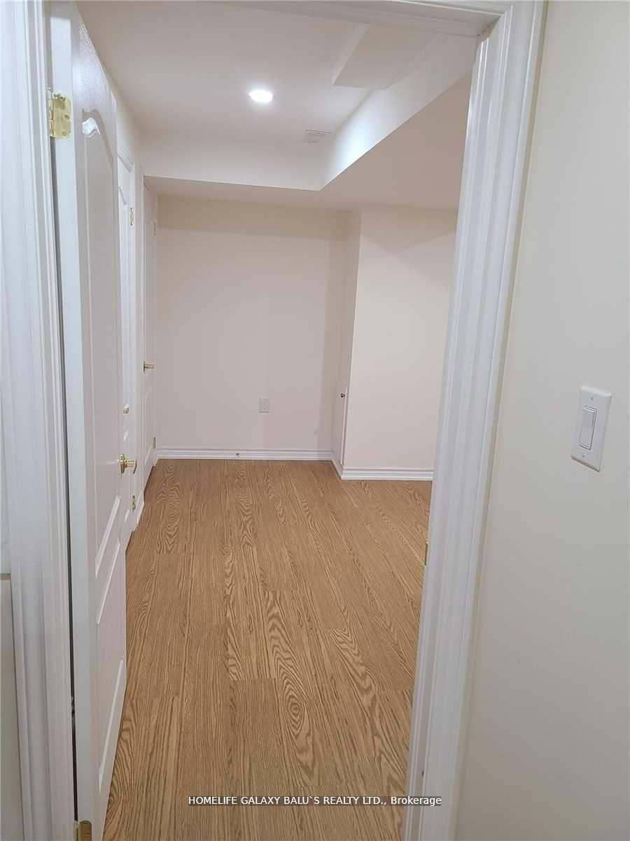 Photo 8 of Unit (Basement), 4 Malborough Road, Markham, Box Grove — HOMEH