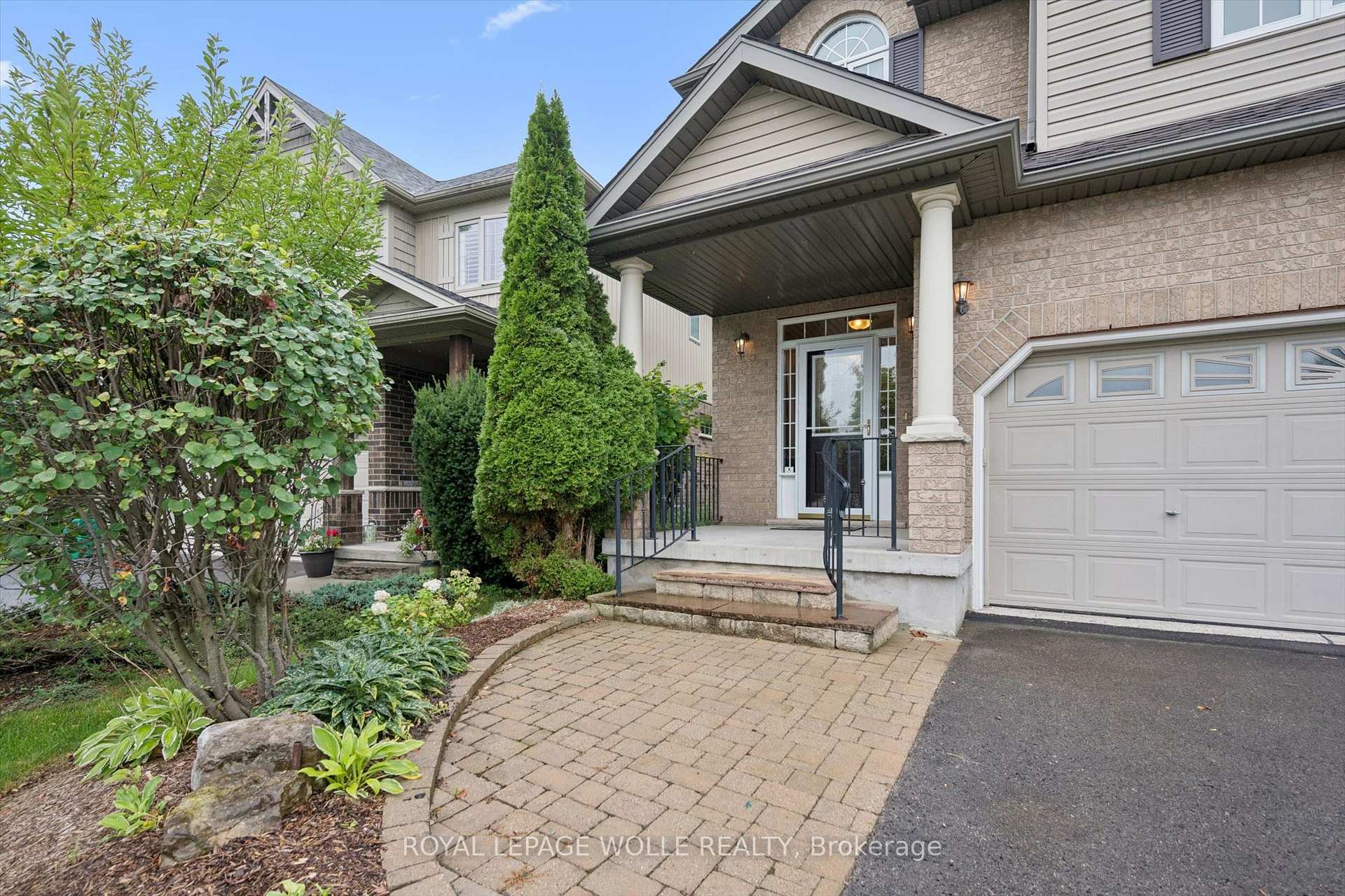 Photo 6 of 326 Tealby Crescent, Waterloo, Colonial Acres — HOMEH