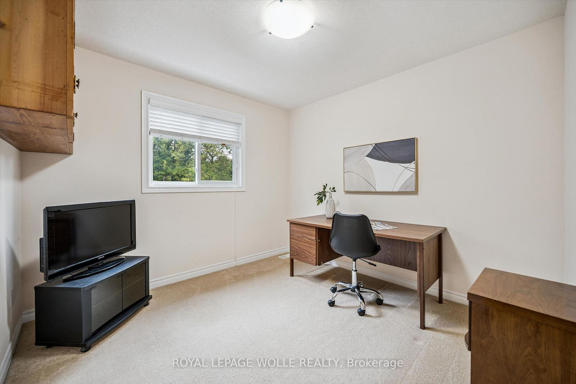 Photo 28 of 326 Tealby Crescent, Waterloo, Colonial Acres — HOMEH