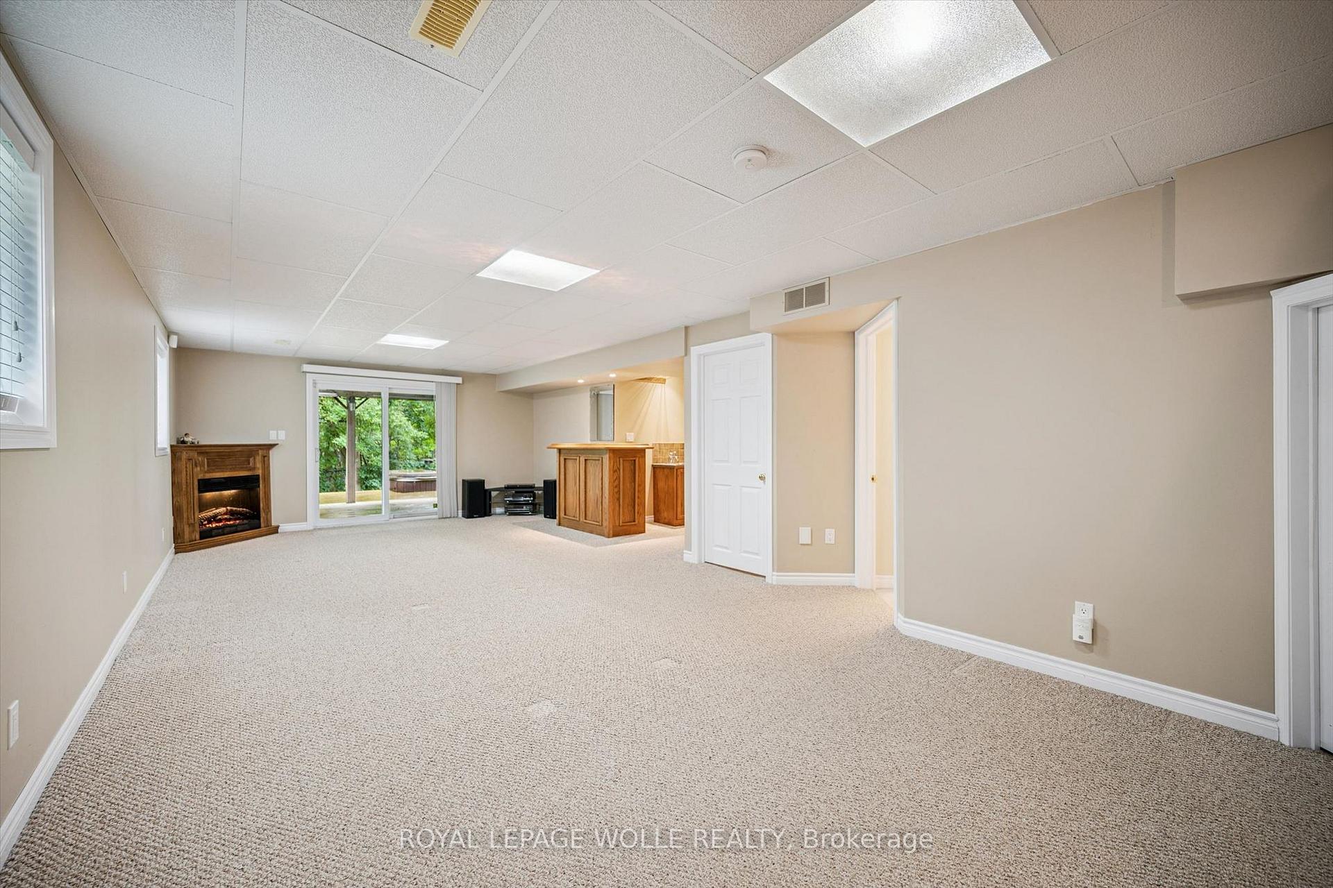 Photo 30 of 326 Tealby Crescent, Waterloo, Colonial Acres — HOMEH