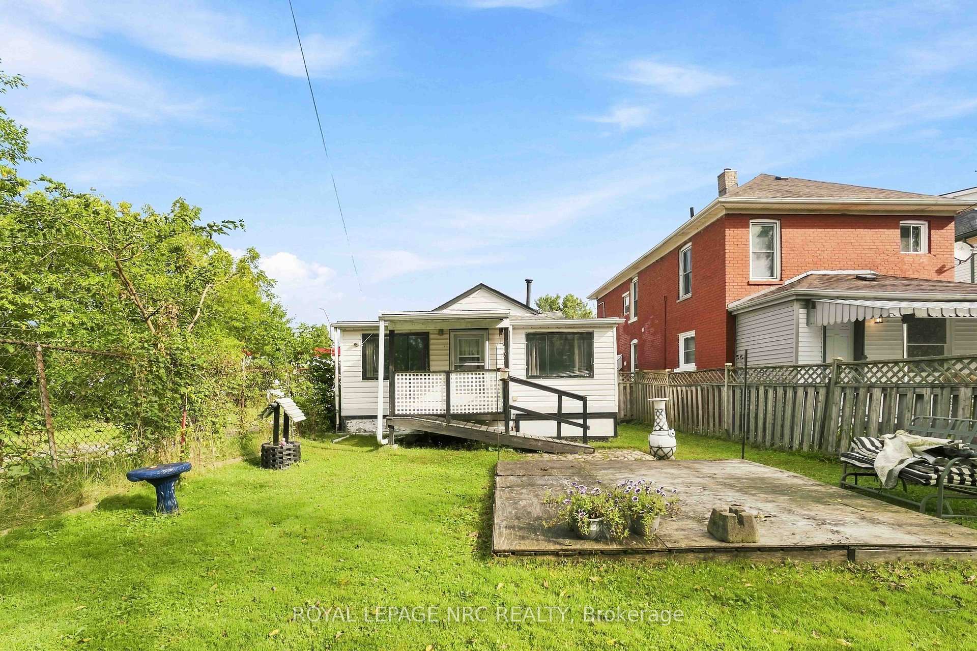 Photo 27 of 4610 Bridge Street, Niagara Falls, Downtown — HOMEH