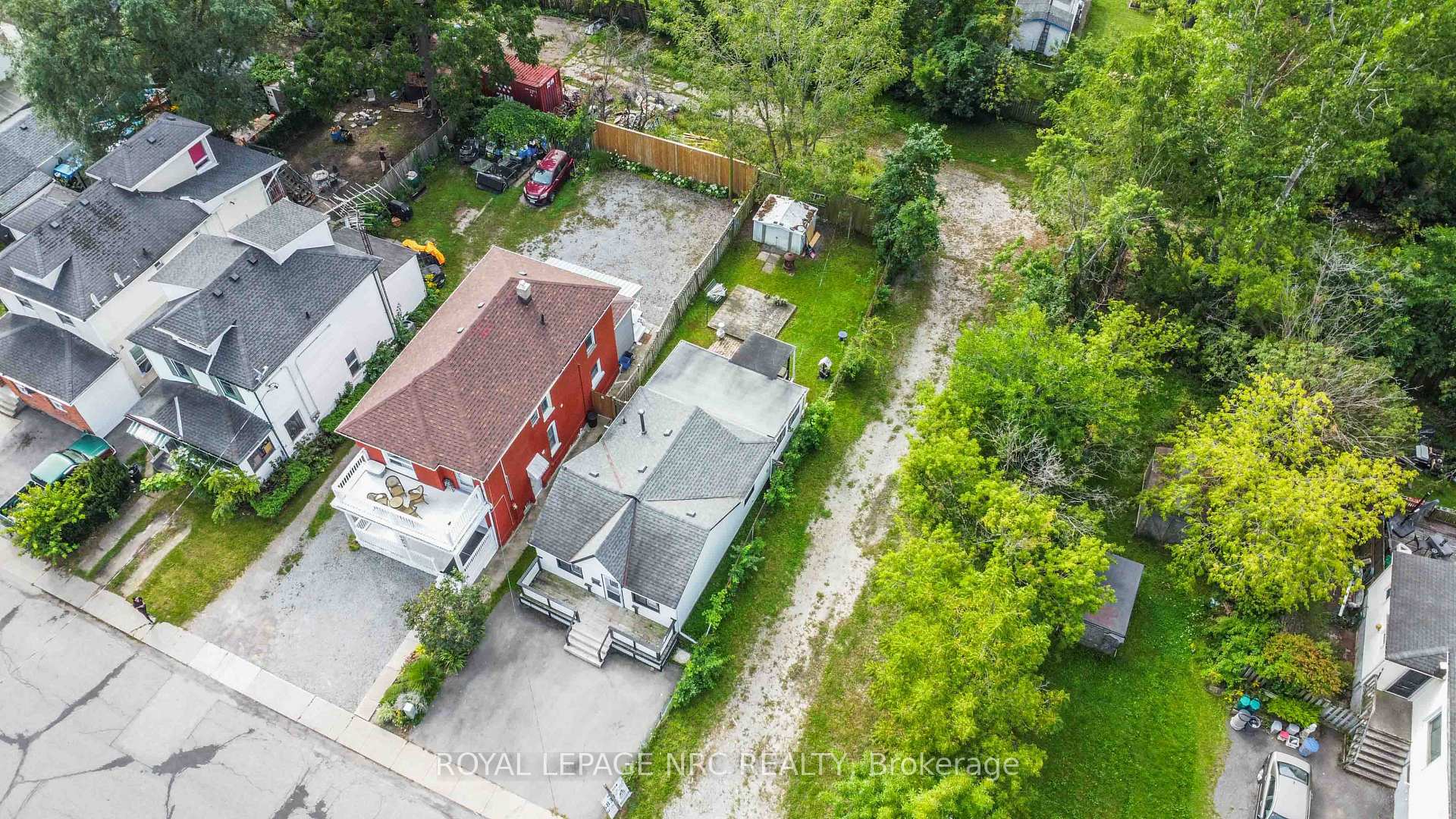 Photo 41 of 4610 Bridge Street, Niagara Falls, Downtown — HOMEH