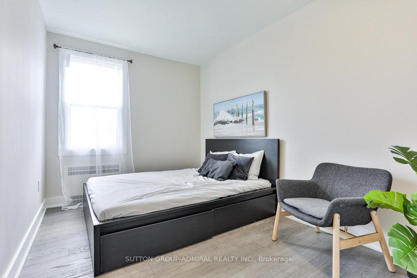 Photo 7 of Unit 10, 464 Spadina Road, Toronto, Forest Hill South — HOMEH
