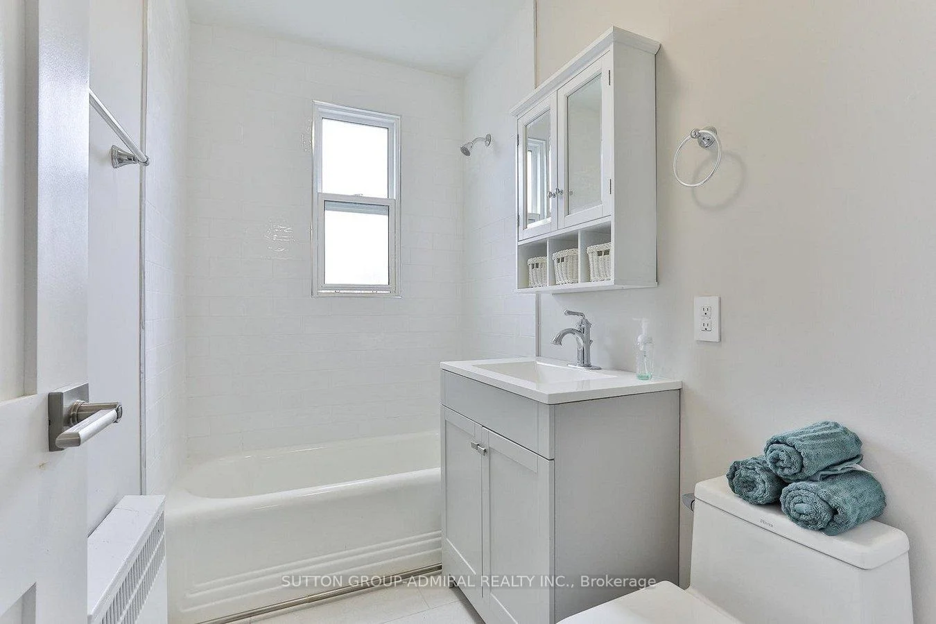 Photo 6 of Unit 2, 464 Spadina Road, Toronto, Forest Hill South — HOMEH