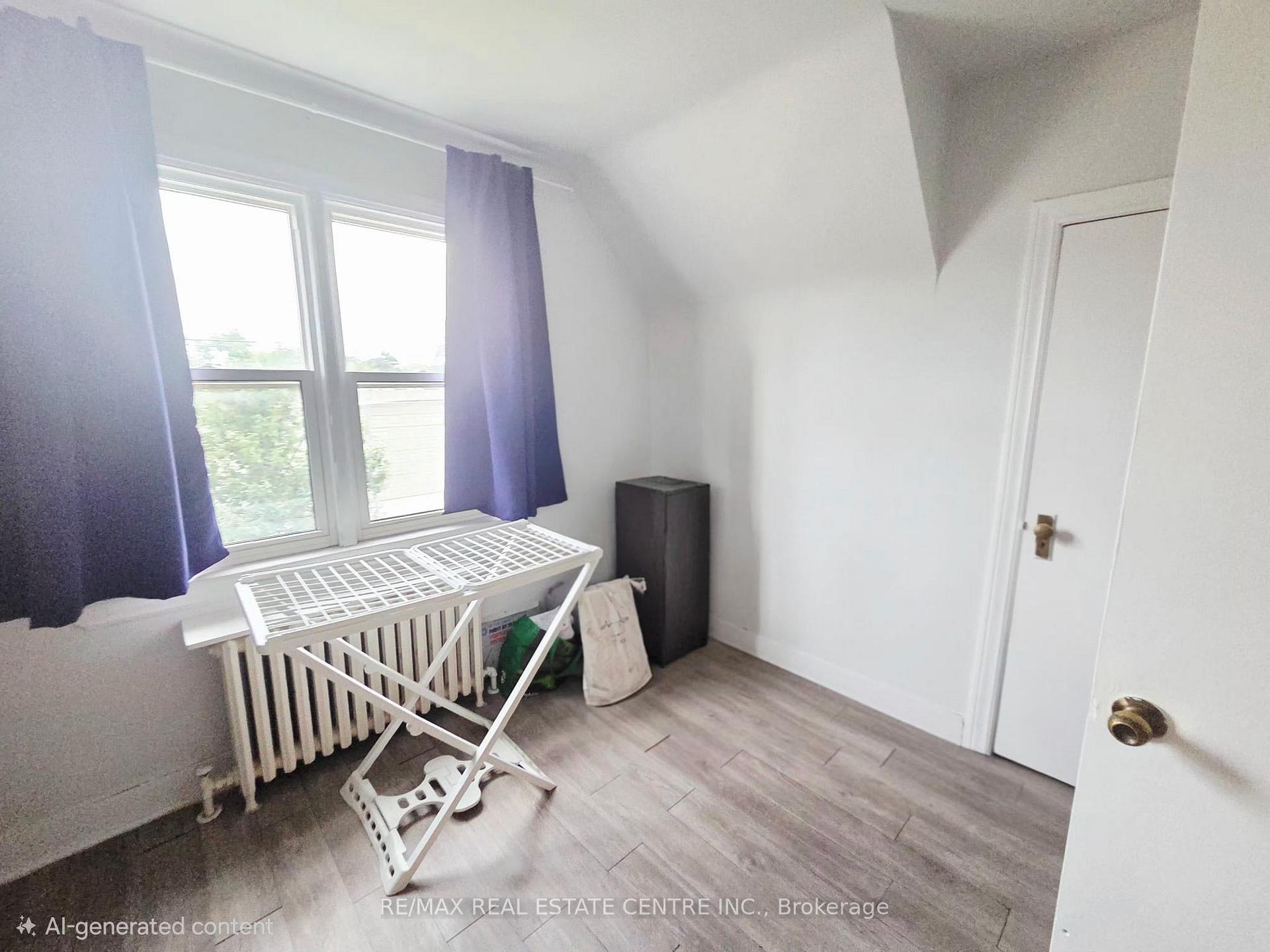 Photo 5 of Unit 2, 61 McCalla Drive, St. Catharines, Fairview — HOMEH