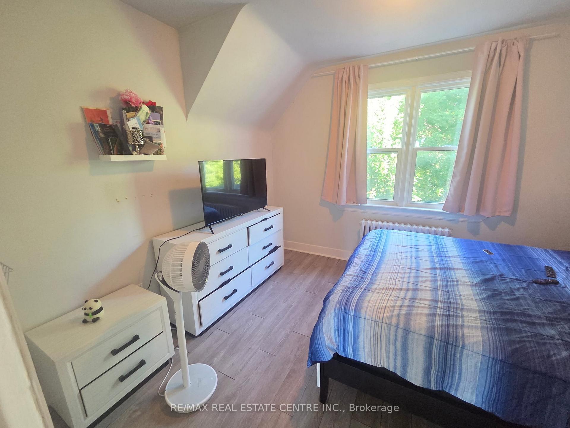Photo 8 of Unit 2, 61 McCalla Drive, St. Catharines, Fairview — HOMEH