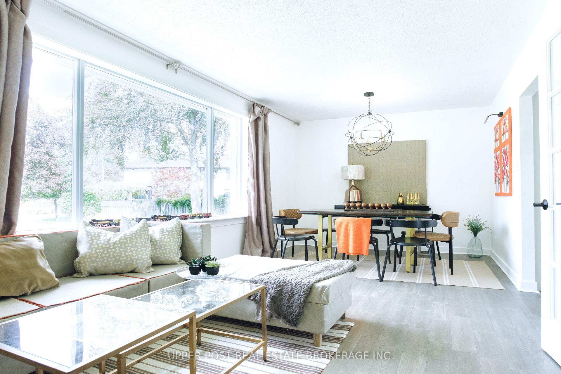 Photo 8 of 5 Longhope Place, North York, Don Valley Village — HOMEH