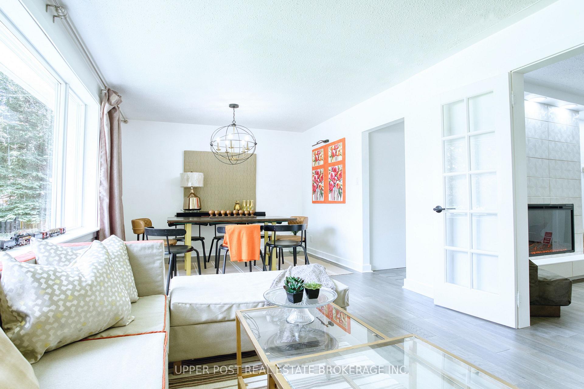 Photo 9 of 5 Longhope Place, North York, Don Valley Village — HOMEH