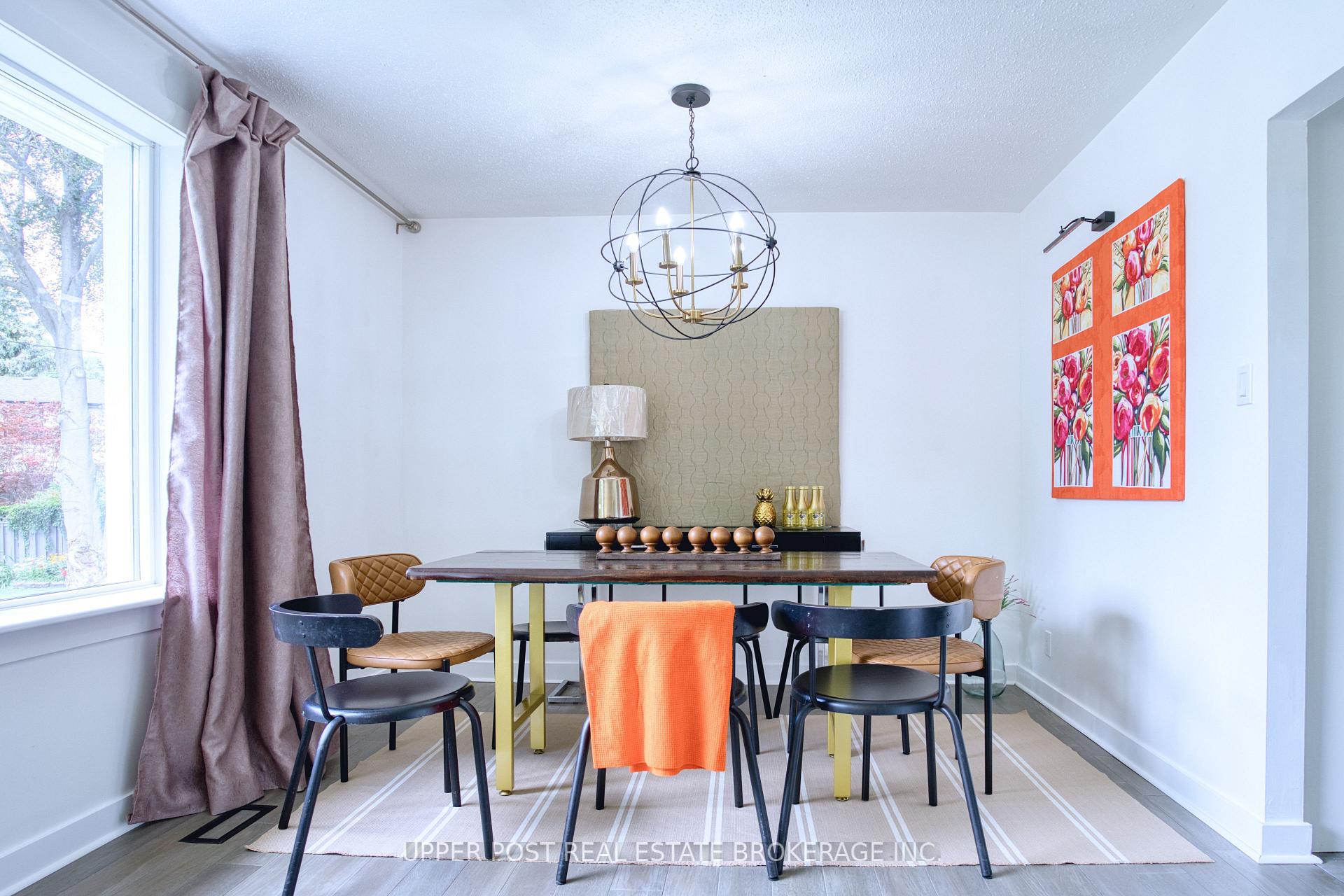 Photo 10 of 5 Longhope Place, North York, Don Valley Village — HOMEH