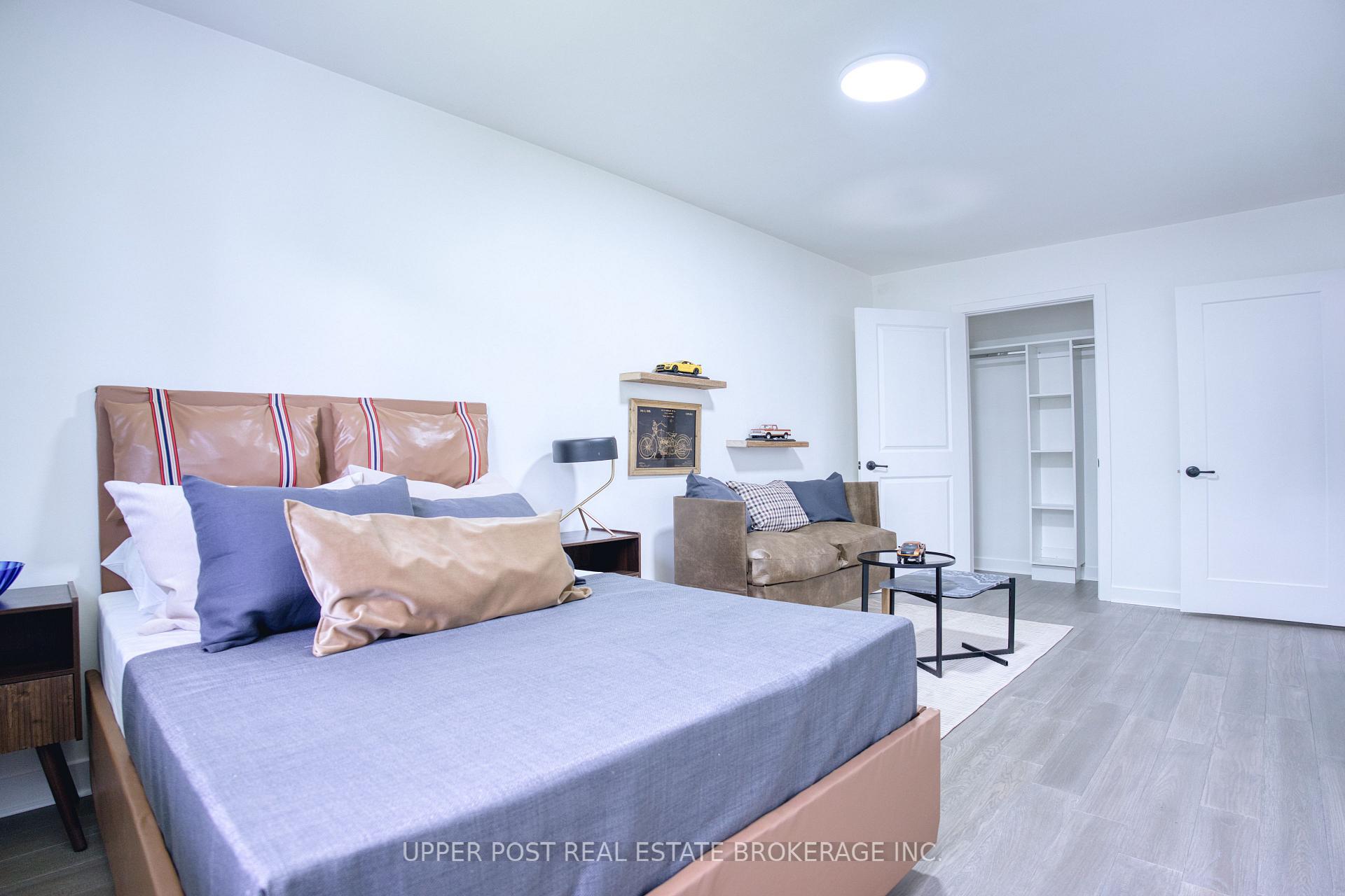 Photo 21 of 5 Longhope Place, North York, Don Valley Village — HOMEH