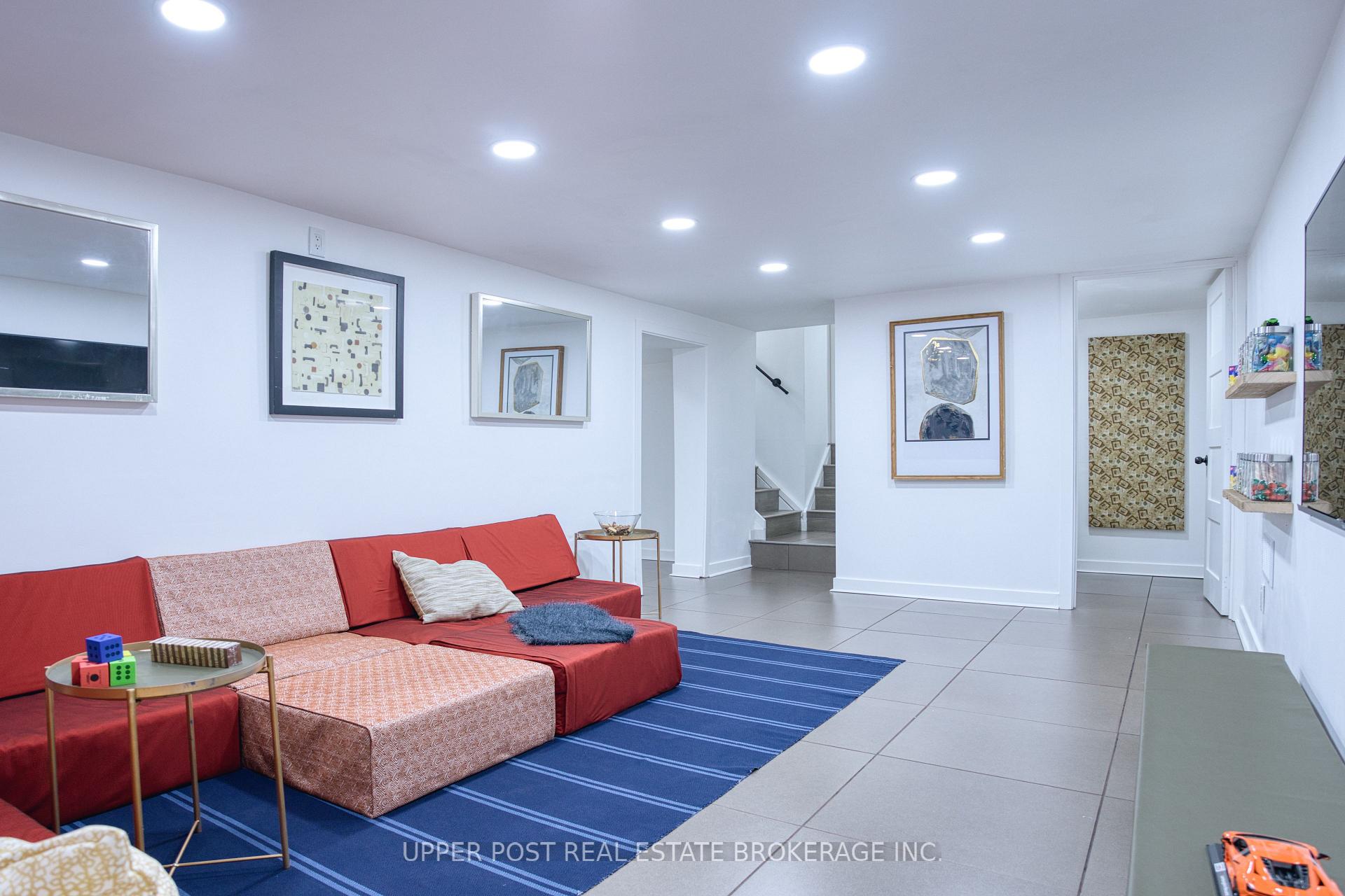 Photo 35 of 5 Longhope Place, North York, Don Valley Village — HOMEH