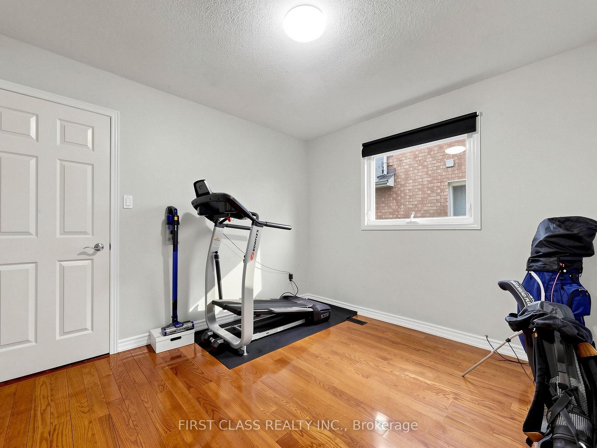 Photo 30 of 967 White Clover Way, Mississauga, East Credit — HOMEH