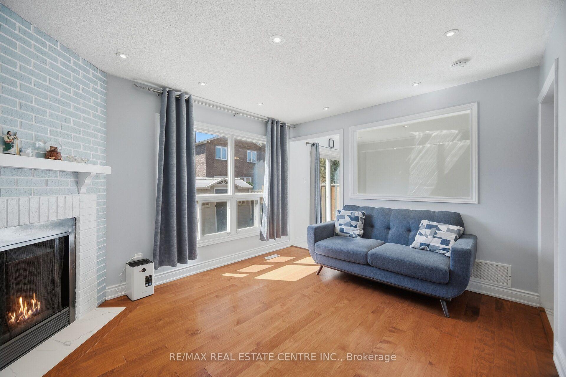 Photo 19 of 4569 Pemmican Trail, Mississauga, Hurontario — HOMEH