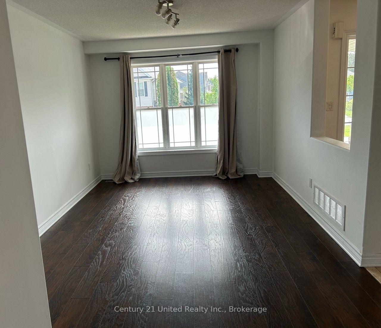 Photo 4 of 132 Bowen Drive, Peterborough, Northcrest Ward 5 — HOMEH
