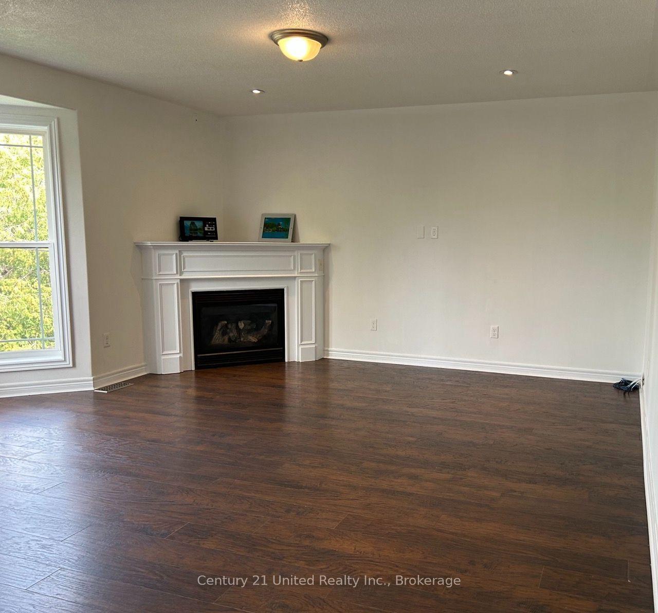 Photo 9 of 132 Bowen Drive, Peterborough, Northcrest Ward 5 — HOMEH