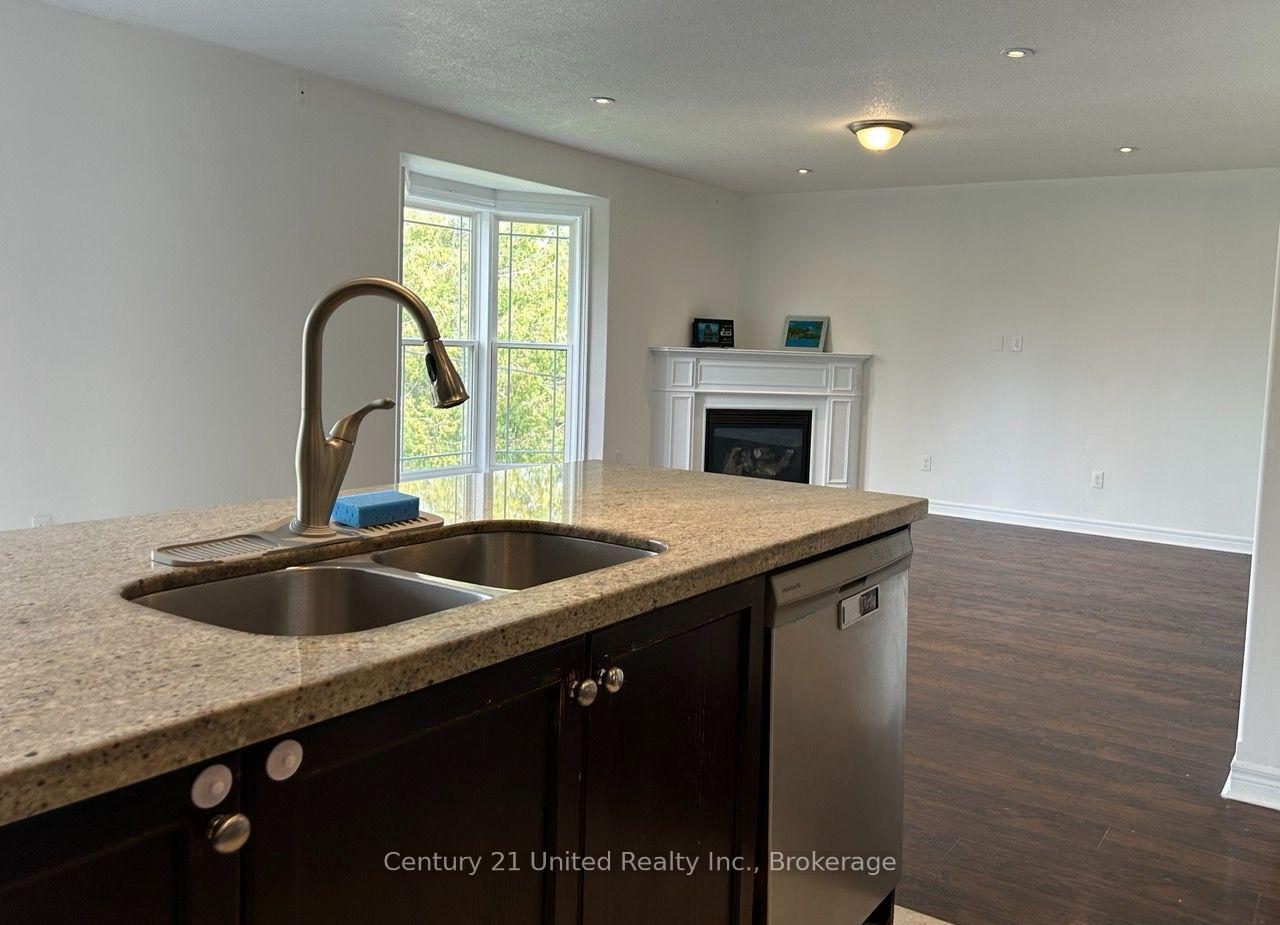 Photo 11 of 132 Bowen Drive, Peterborough, Northcrest Ward 5 — HOMEH