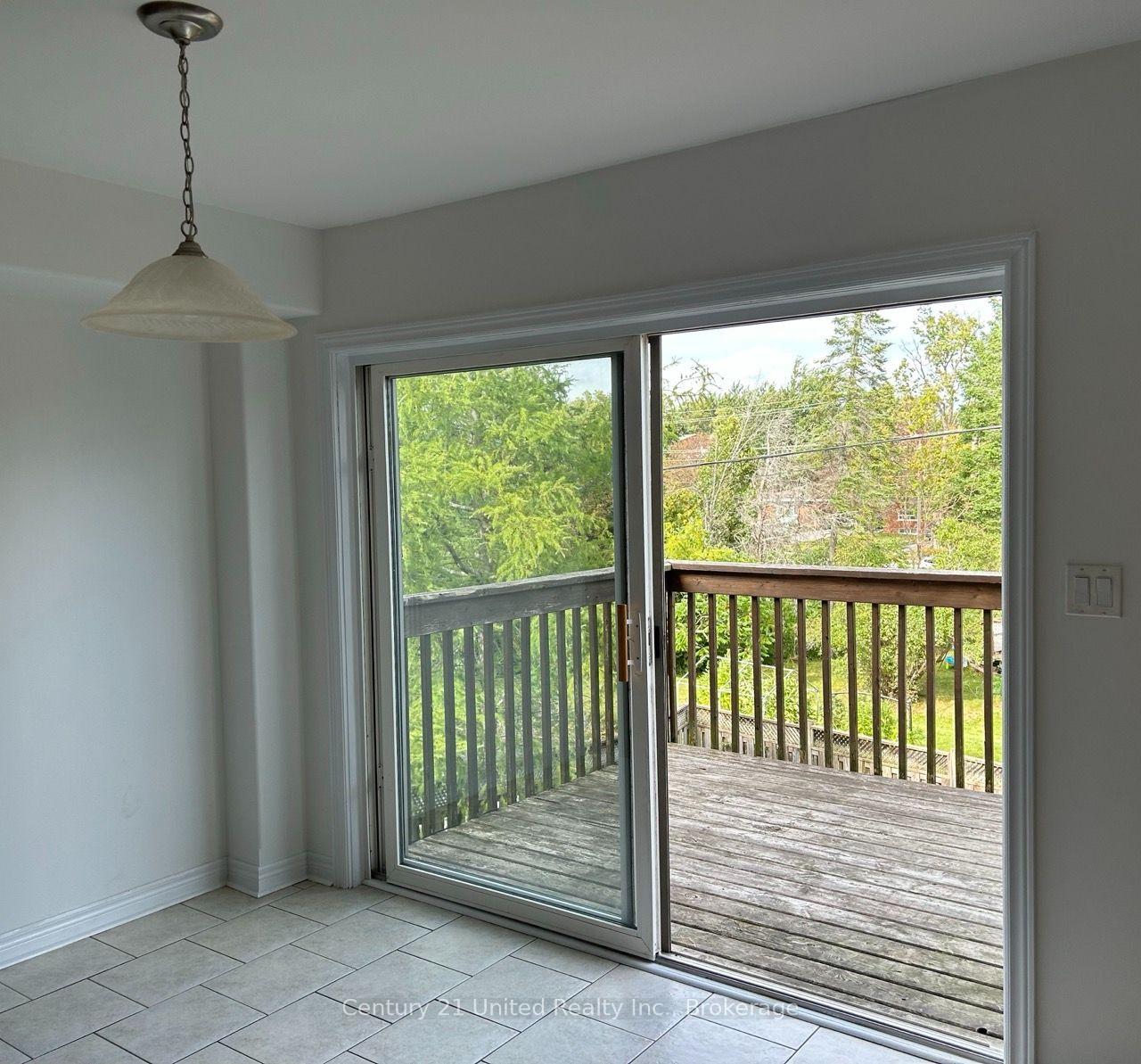 Photo 16 of 132 Bowen Drive, Peterborough, Northcrest Ward 5 — HOMEH