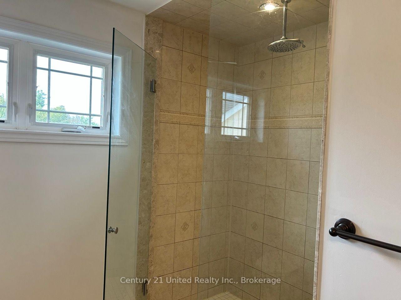 Photo 29 of 132 Bowen Drive, Peterborough, Northcrest Ward 5 — HOMEH