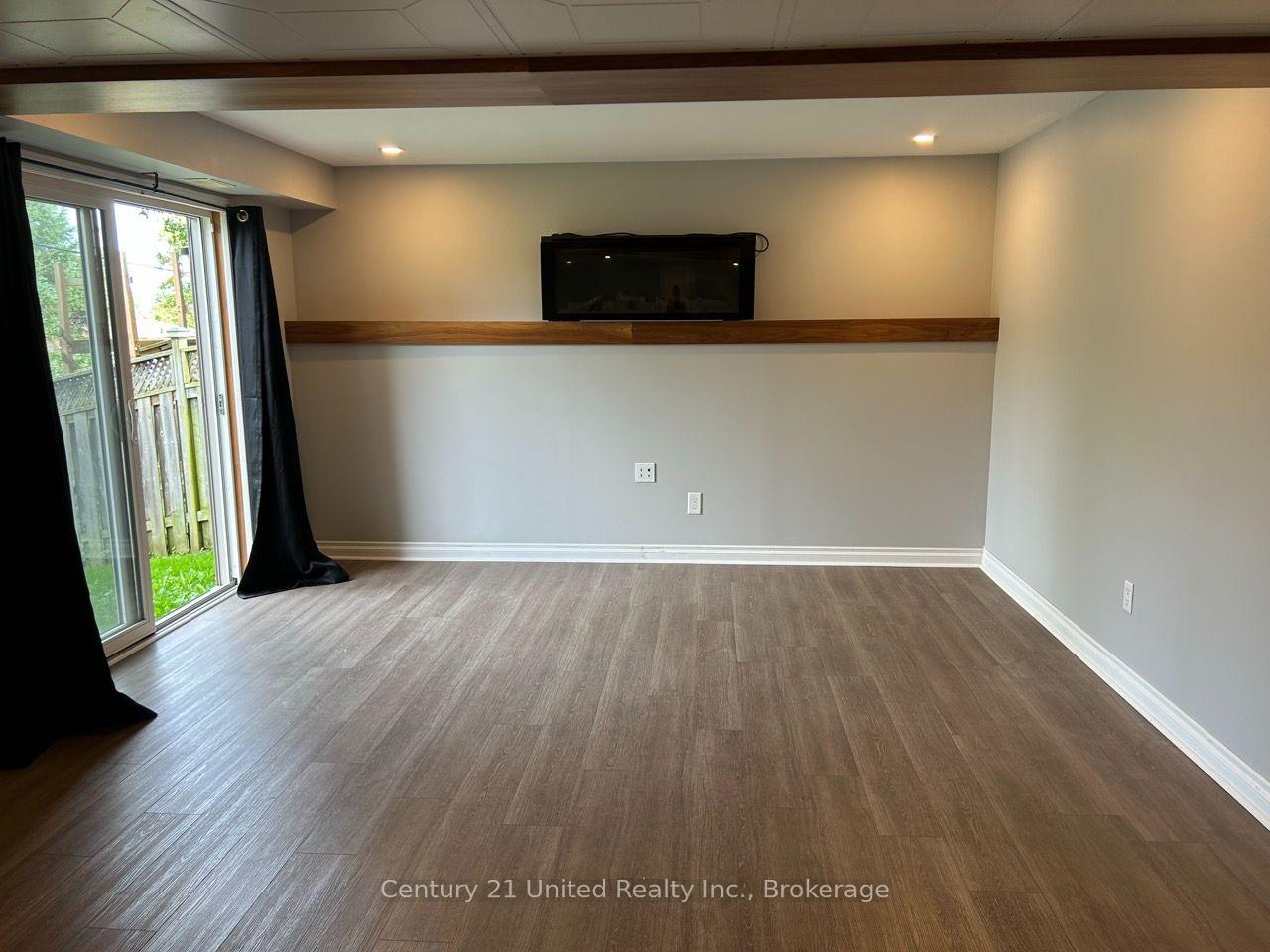 Photo 34 of 132 Bowen Drive, Peterborough, Northcrest Ward 5 — HOMEH