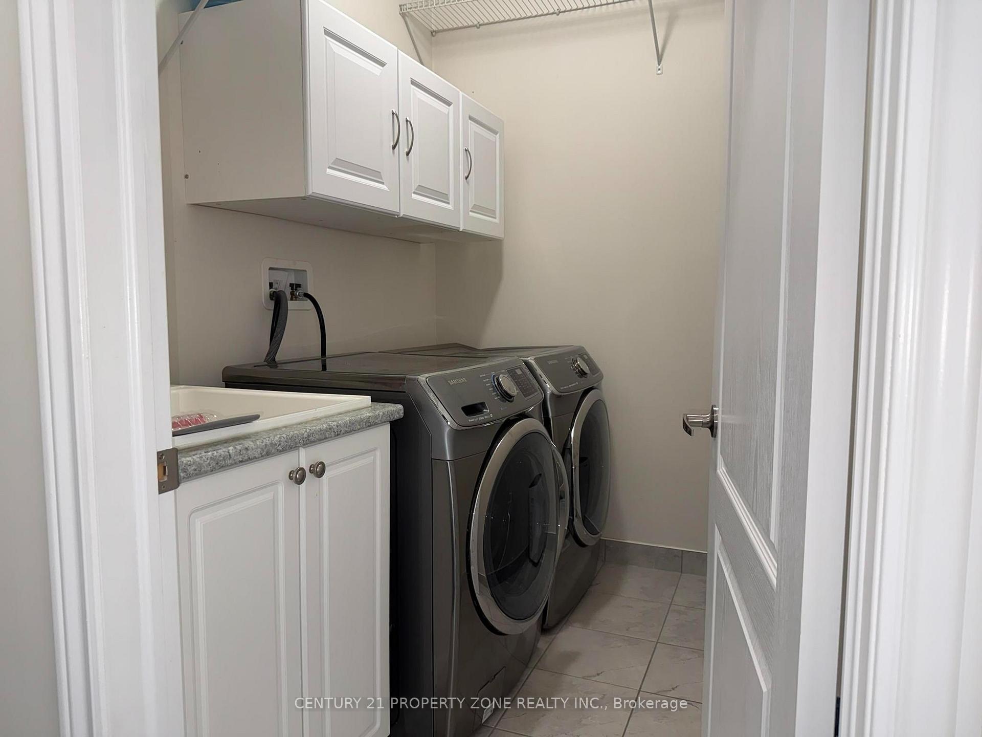 Photo 43 of 123 Upper Canada Court, Halton Hills, Georgetown — HOMEH