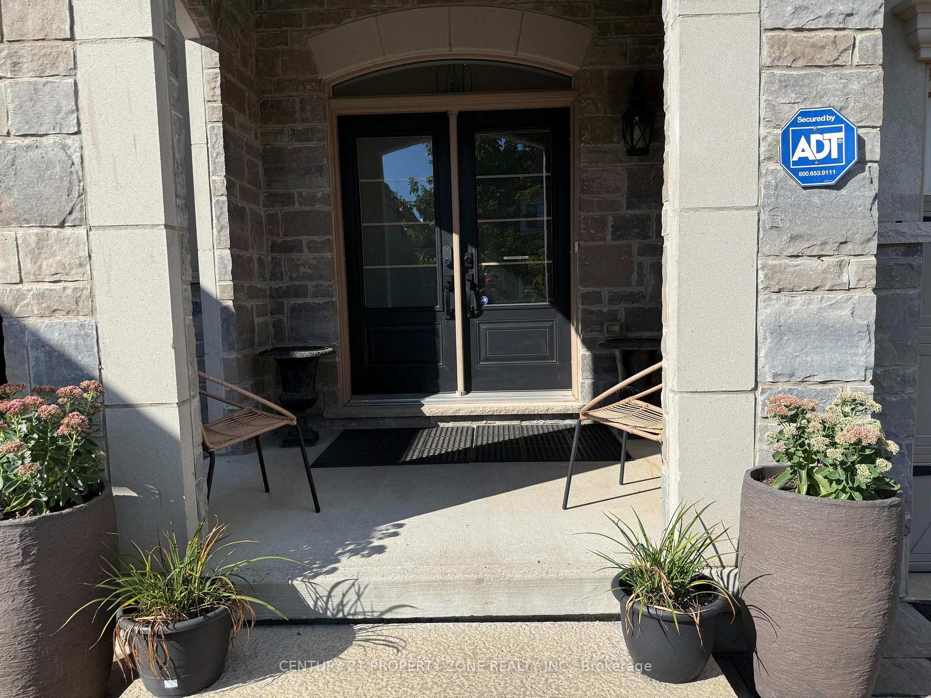 Photo 75 of 123 Upper Canada Court, Halton Hills, Georgetown — HOMEH