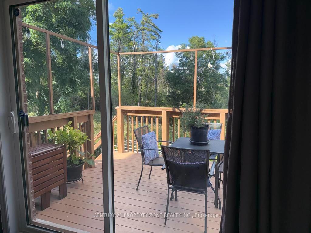 Photo 26 of 123 Upper Canada Court, Halton Hills, Georgetown — HOMEH