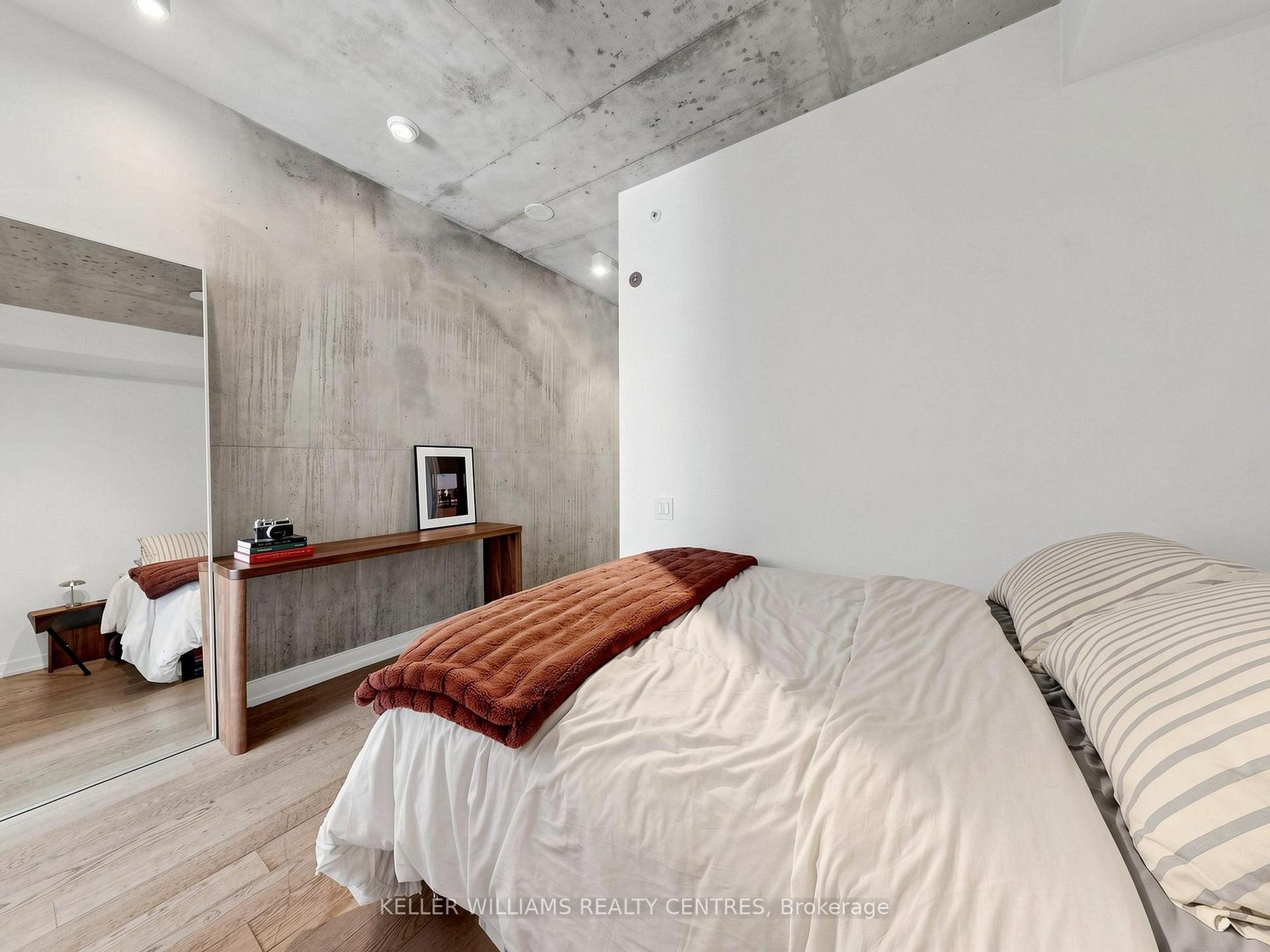 Photo 15 of Unit 617, 39 Brant Street, Toronto, Waterfront Communities — HOMEH