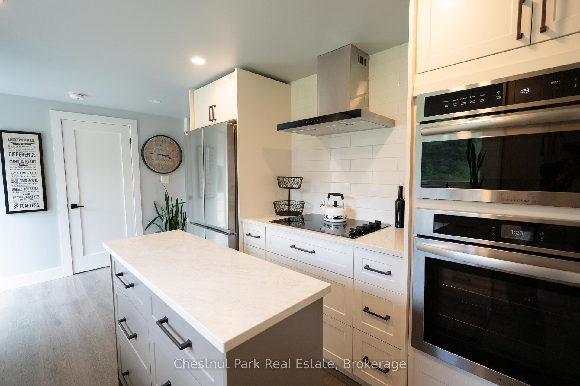 Photo 18 of 2200 Stisted Road S, McMurrich/Monteith, Sprucedale — HOMEH